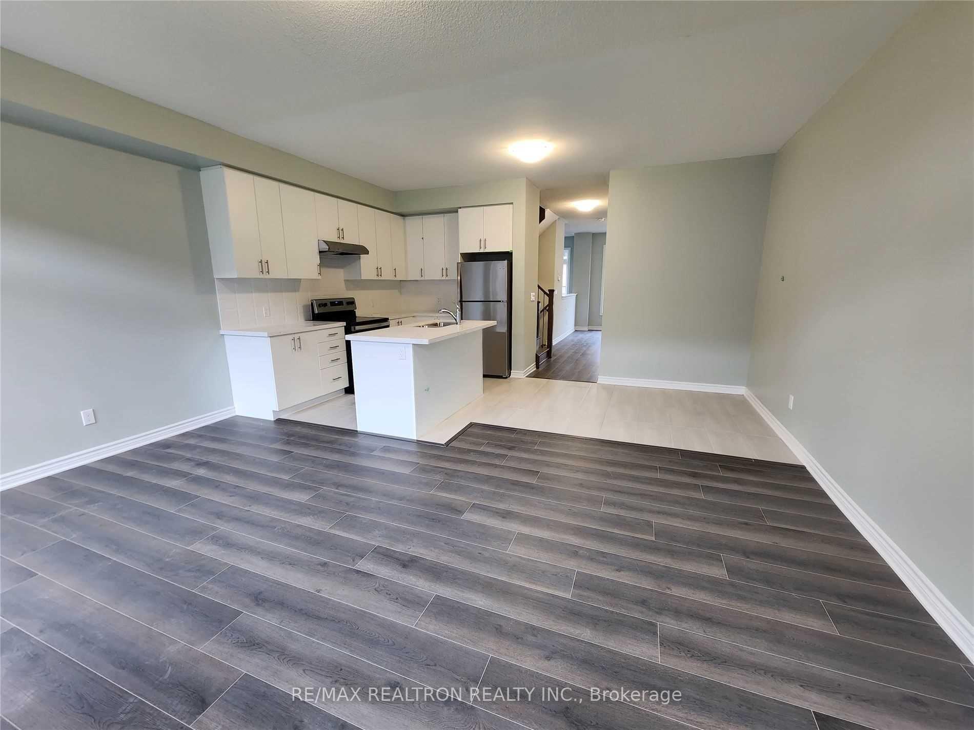 Photo 8 of 8 Royal Collection Way, Whitby, Lynde Creek — HOMEH