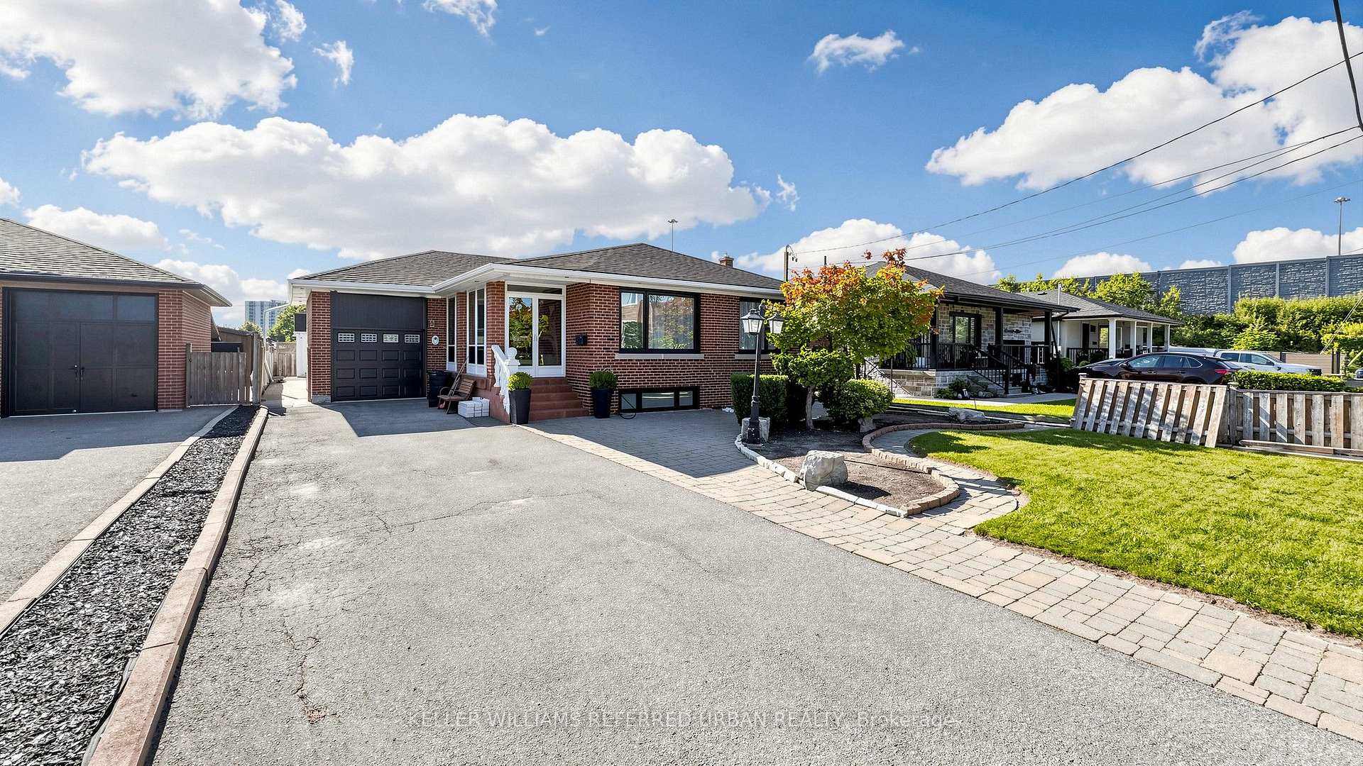 Photo 2 of Unit Lower, 6 Frankfort Avenue, North York, Rustic — HOMEH