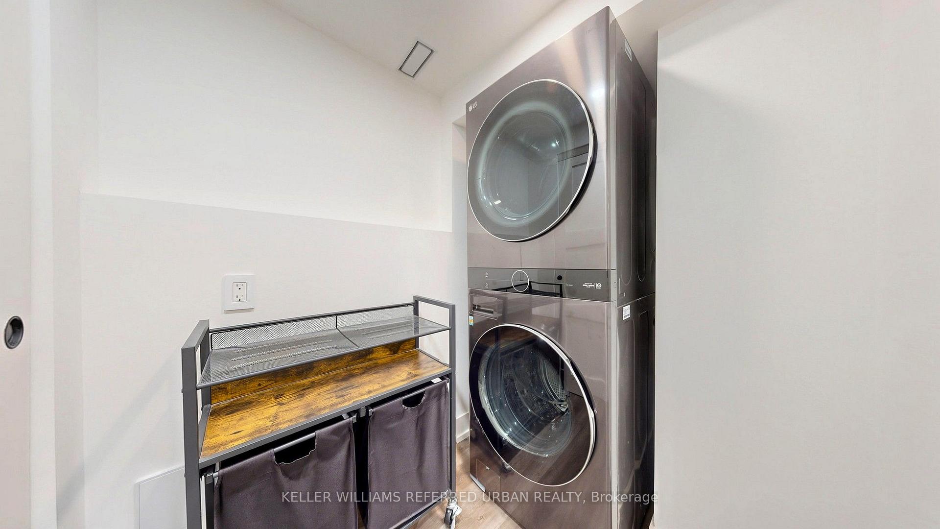 Photo 18 of Unit Lower, 6 Frankfort Avenue, North York, Rustic — HOMEH