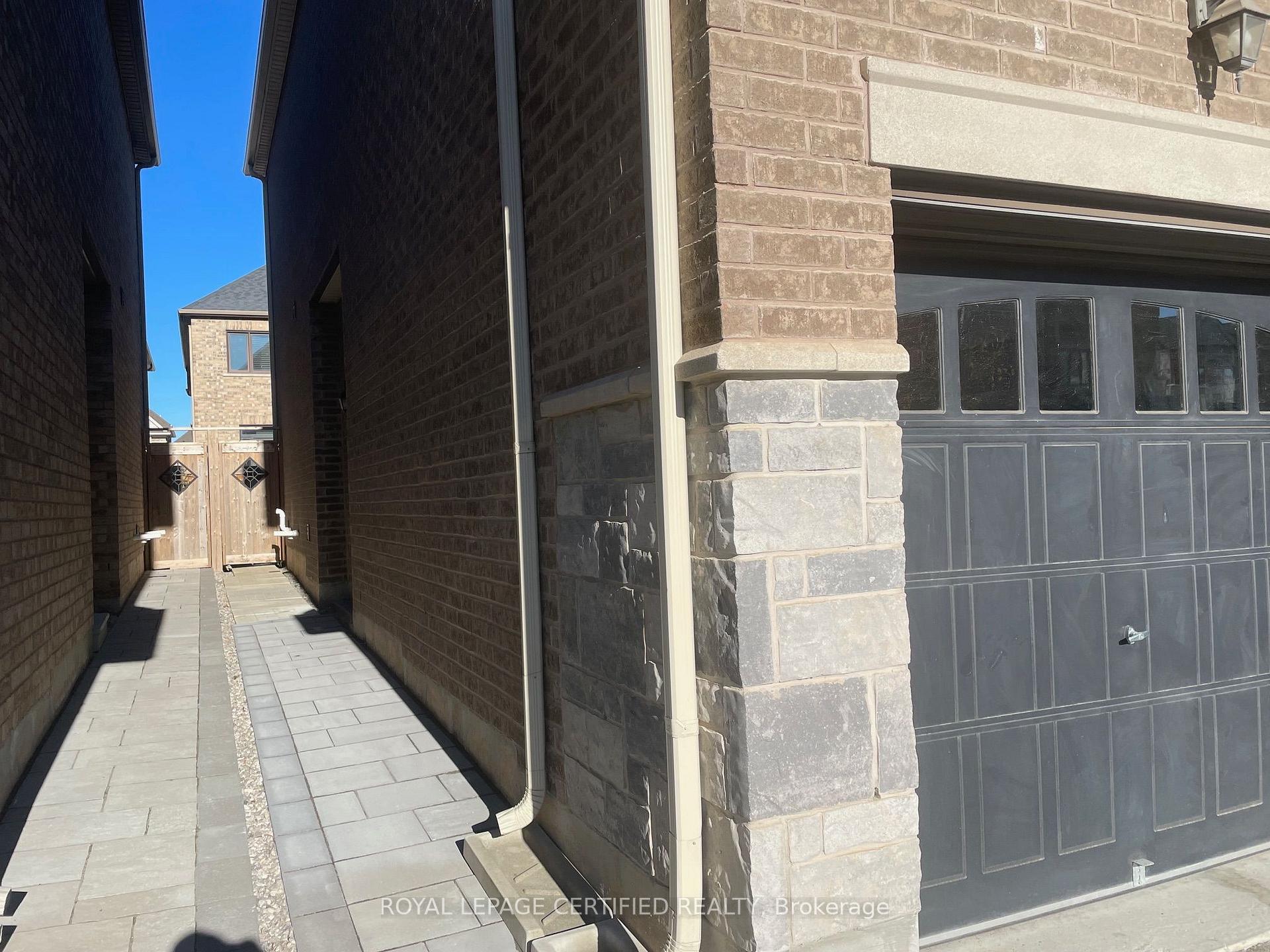 Photo 23 of Unit Basement, 1227 Mcphedran Point, Milton, Ford — HOMEH