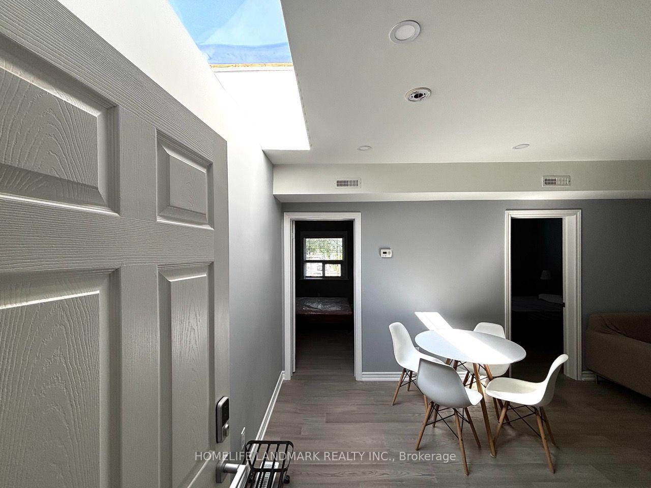 Photo 3 of Unit Unit 1, 3229 Yonge Street, Toronto, Lawrence Park North — HOMEH