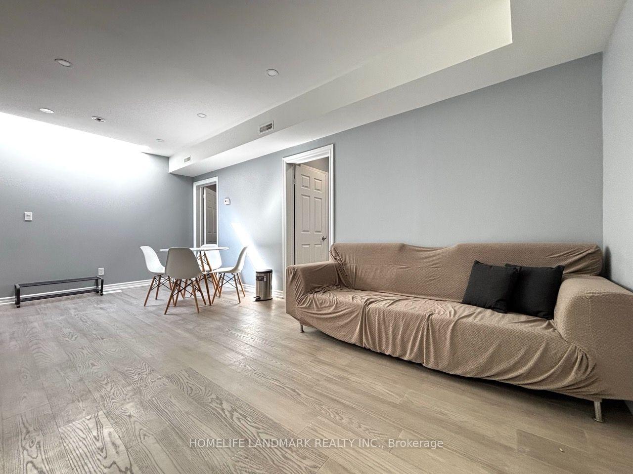 Photo 5 of Unit Unit 1, 3229 Yonge Street, Toronto, Lawrence Park North — HOMEH
