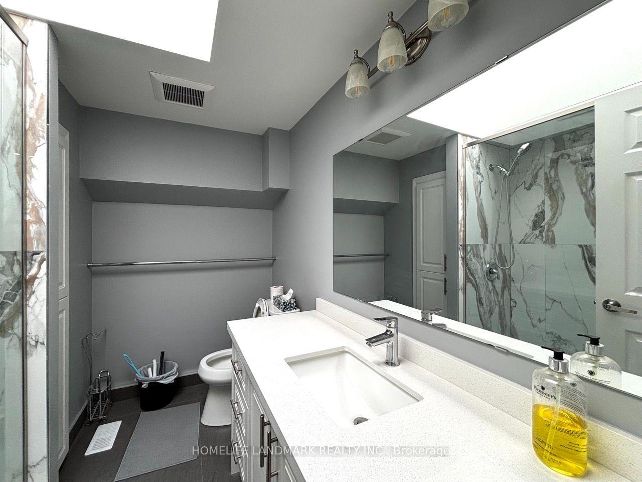 Photo 16 of Unit Unit 1, 3229 Yonge Street, Toronto, Lawrence Park North — HOMEH