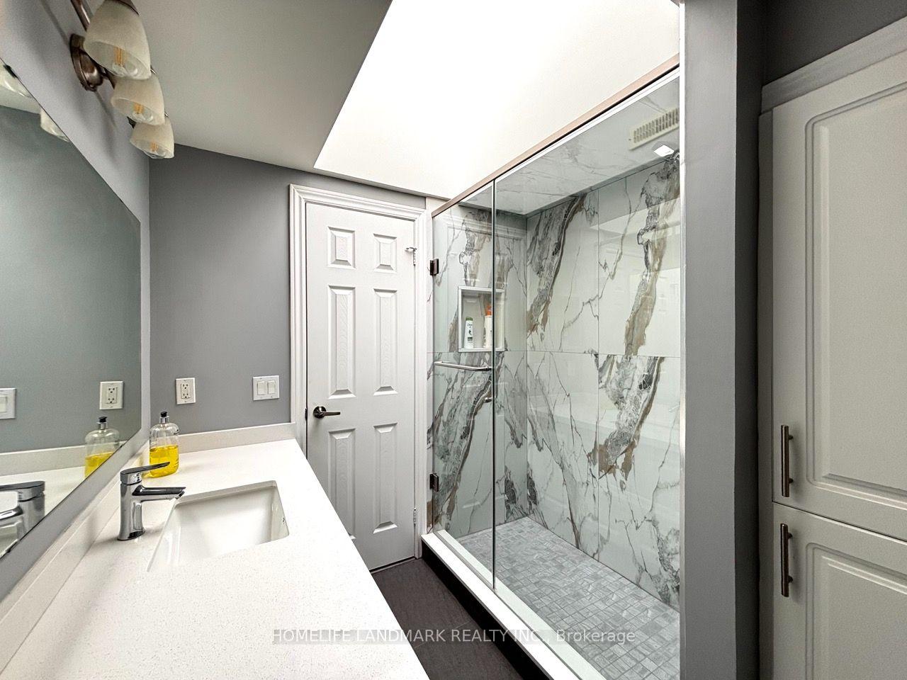 Photo 17 of Unit Unit 1, 3229 Yonge Street, Toronto, Lawrence Park North — HOMEH