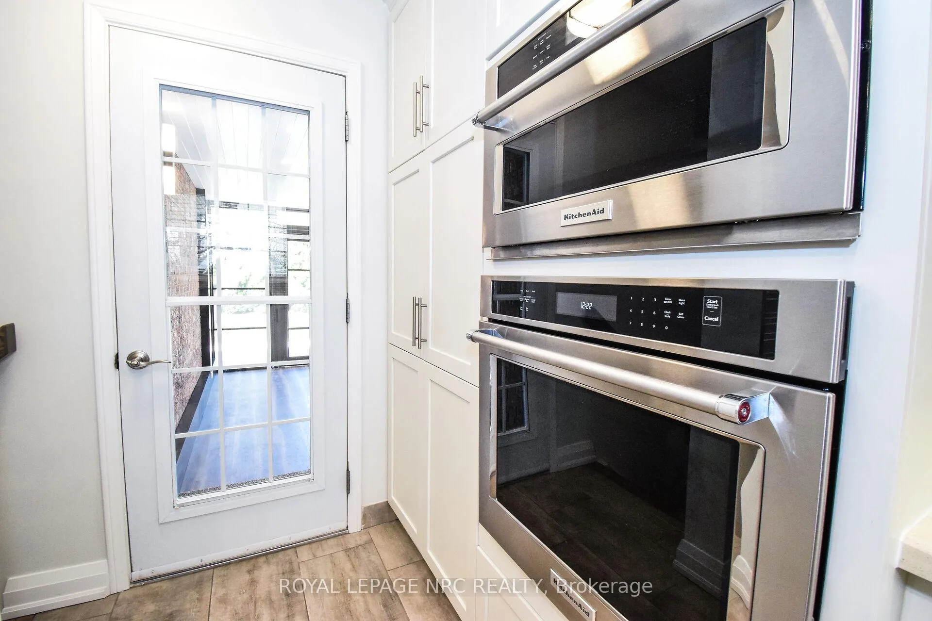 Photo 12 of 7 Port Master Drive, St. Catharines, Martindale Pond — HOMEH