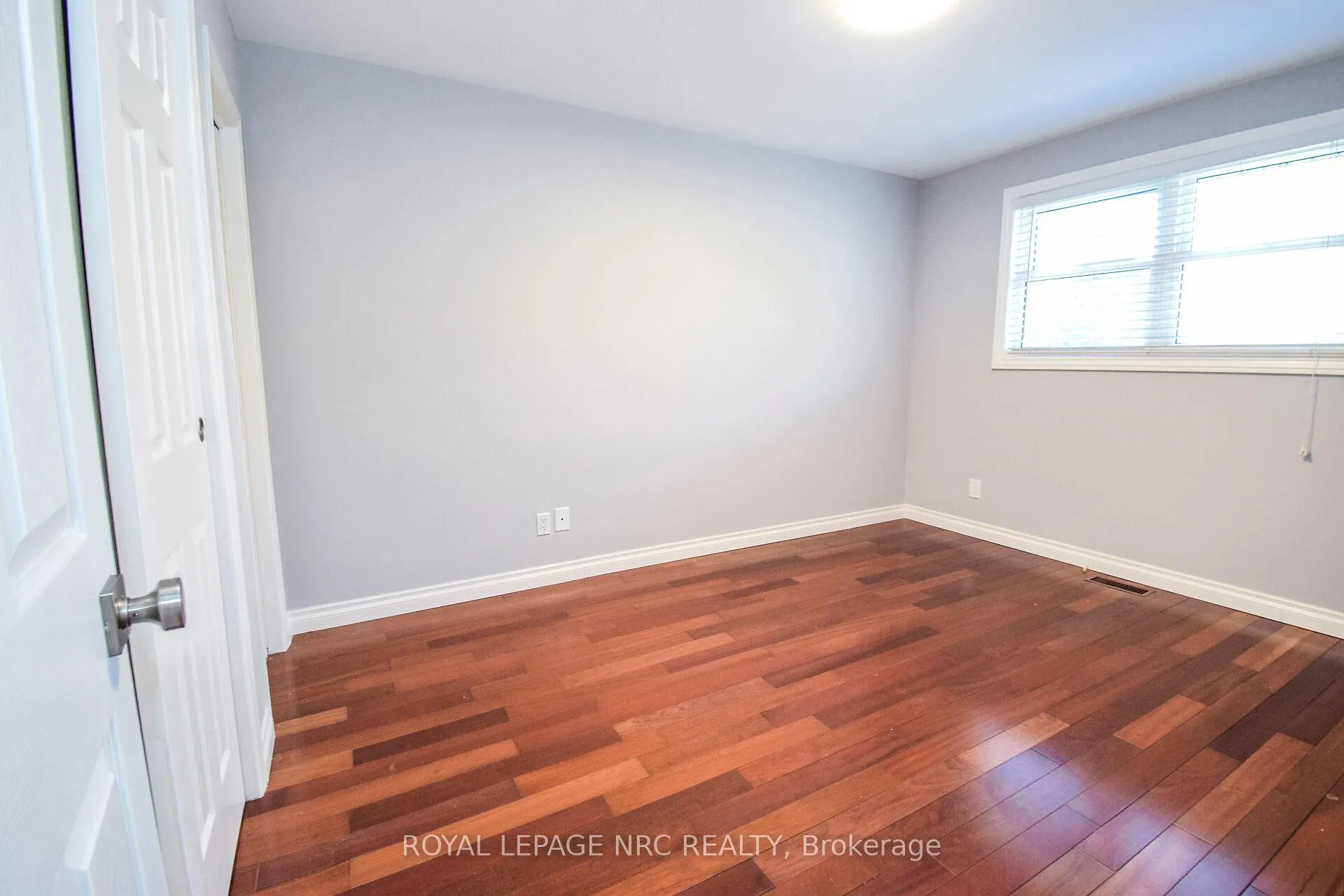 Photo 22 of 7 Port Master Drive, St. Catharines, Martindale Pond — HOMEH