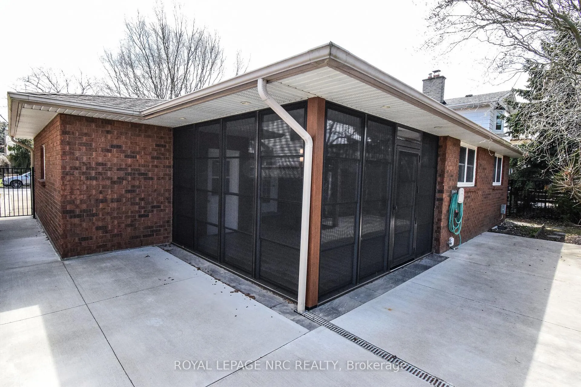 Photo 41 of 7 Port Master Drive, St. Catharines, Martindale Pond — HOMEH