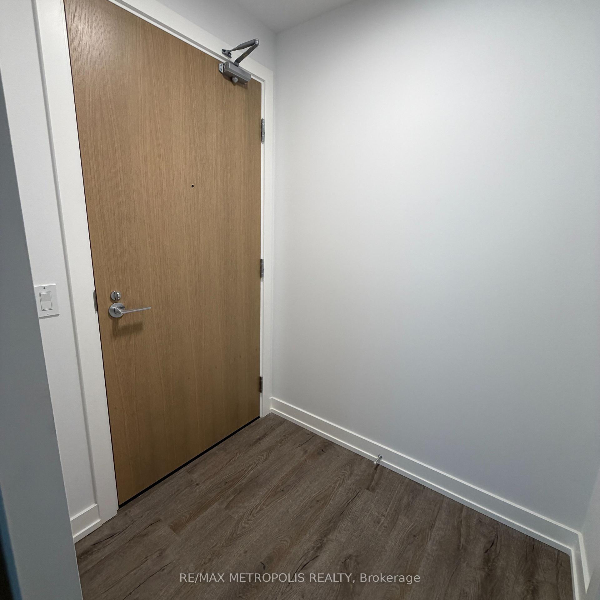 Photo 3 of Unit 1507 B, 21 Meadowdale Road, Vaughan, Vaughan Corporate Centre — HOMEH