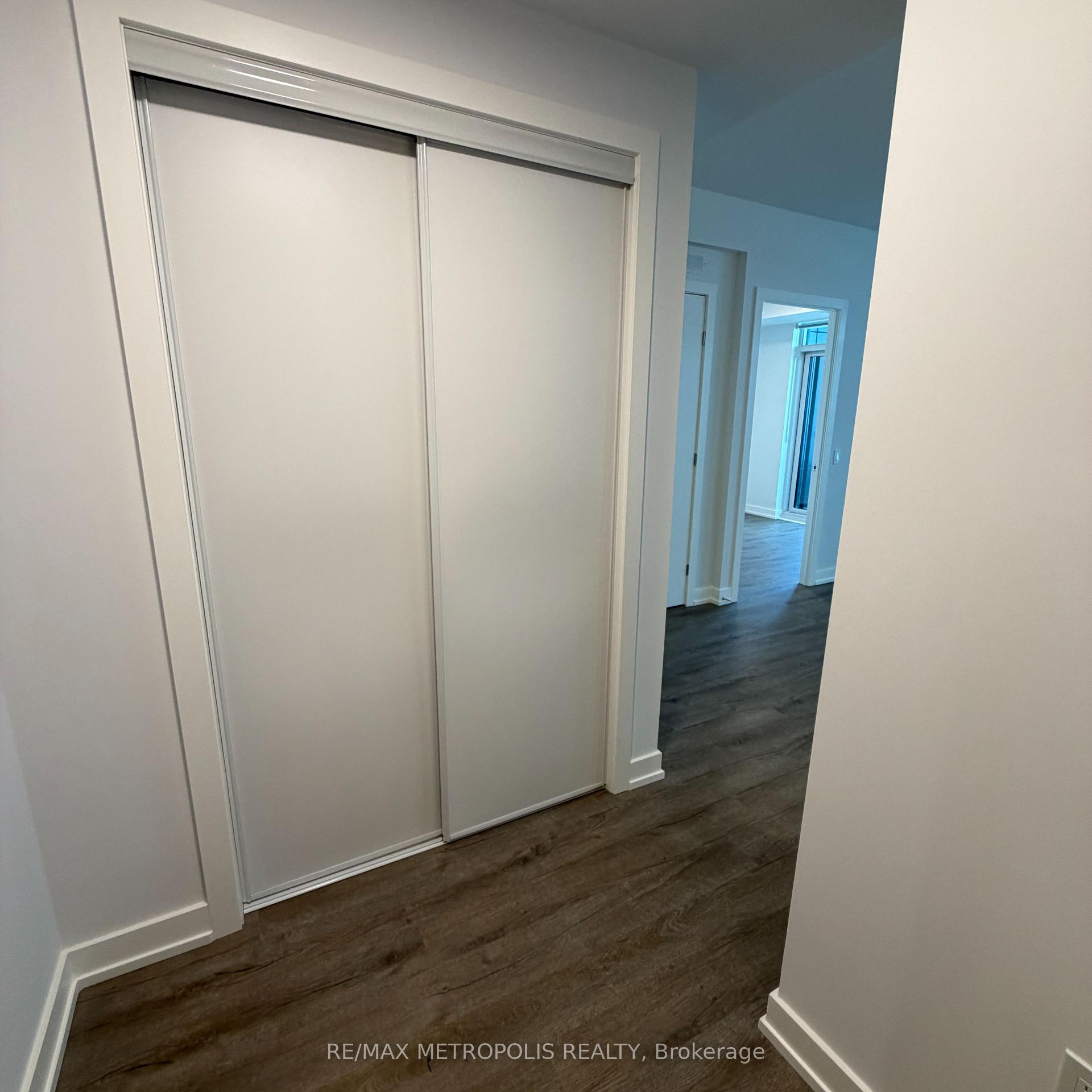 Photo 5 of Unit 1507 B, 21 Meadowdale Road, Vaughan, Vaughan Corporate Centre — HOMEH