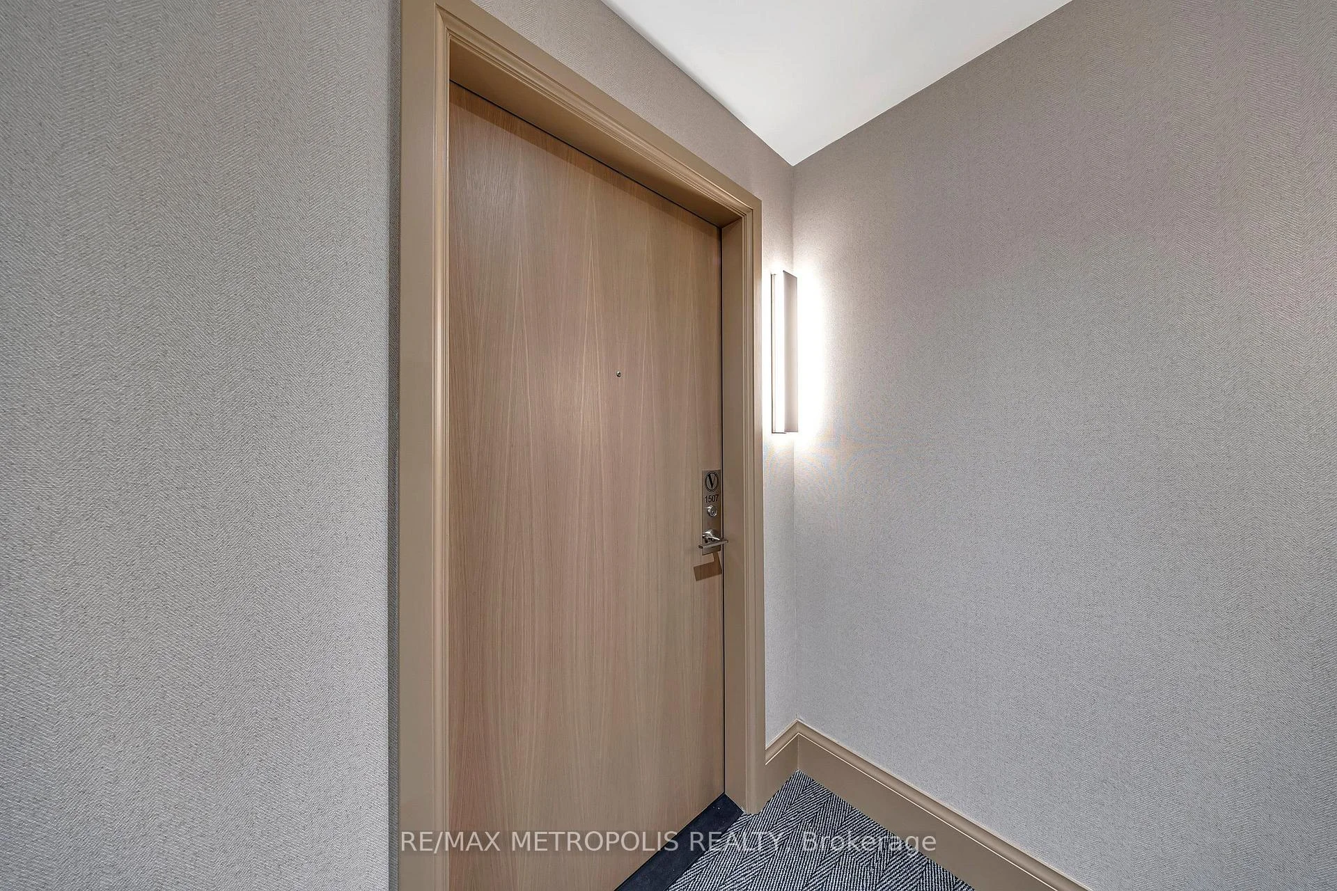 Photo 4 of Unit 1507 B, 21 Meadowdale Road, Vaughan, Vaughan Corporate Centre — HOMEH