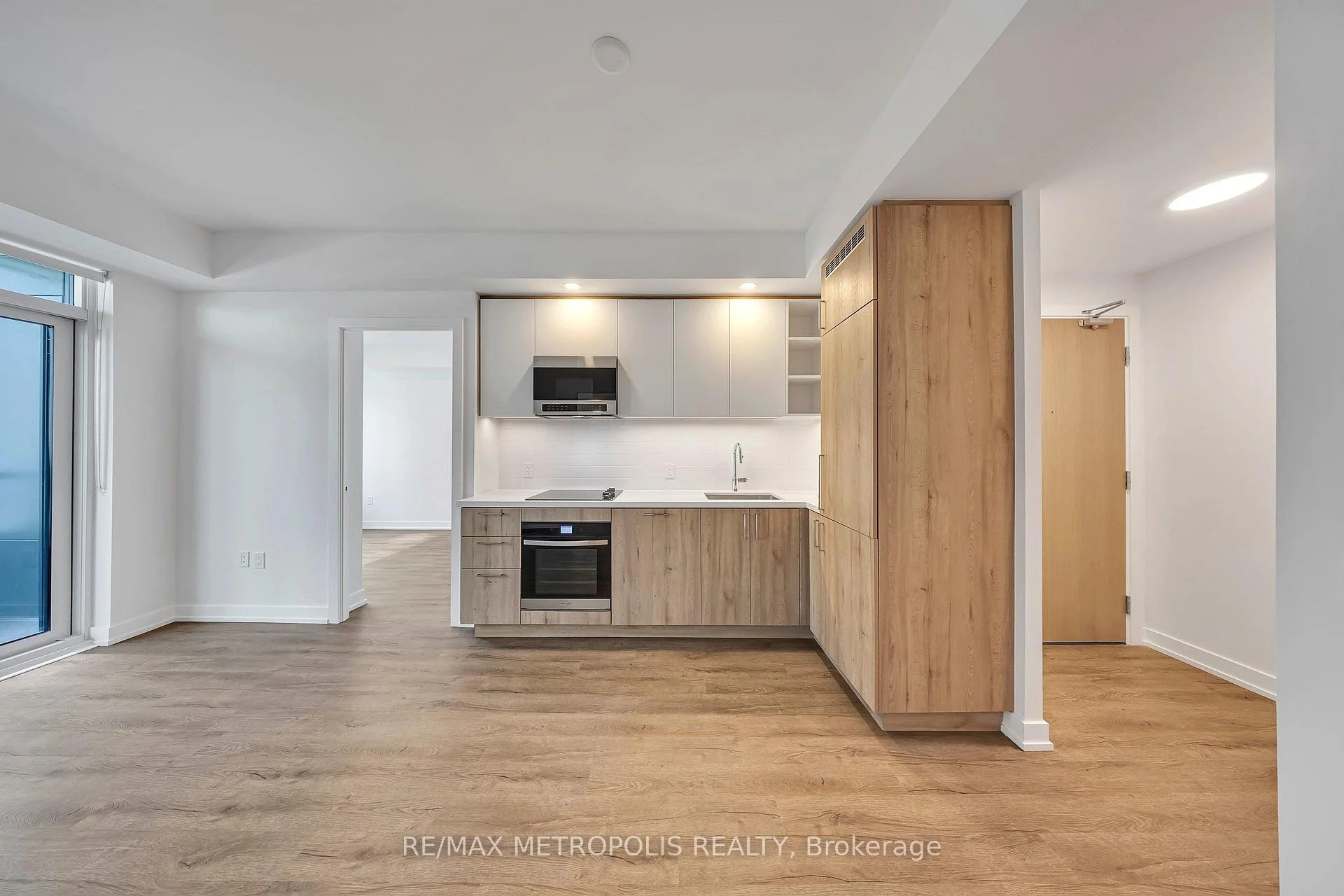 Photo 10 of Unit 1507 B, 21 Meadowdale Road, Vaughan, Vaughan Corporate Centre — HOMEH