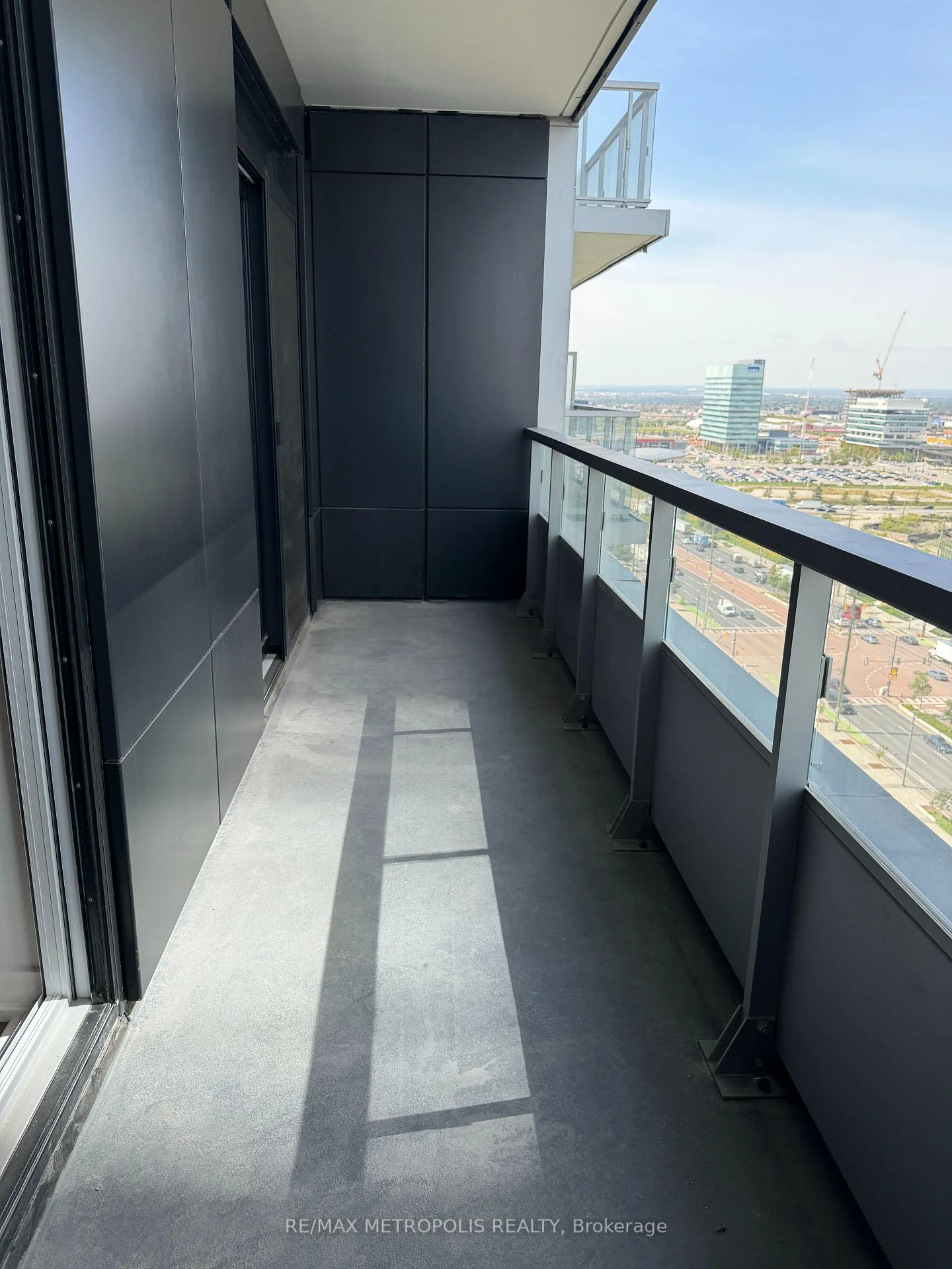 Photo 24 of Unit 1507 B, 21 Meadowdale Road, Vaughan, Vaughan Corporate Centre — HOMEH