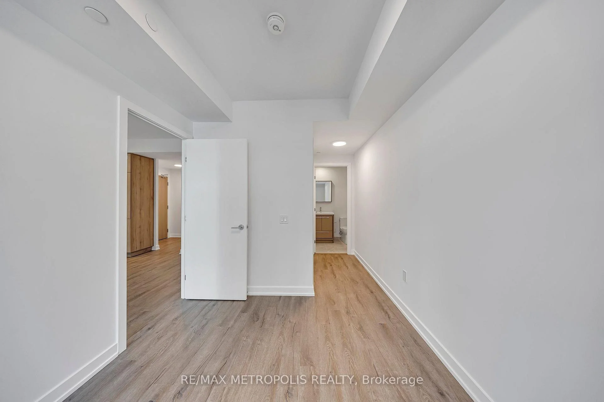 Photo 25 of Unit 1507 B, 21 Meadowdale Road, Vaughan, Vaughan Corporate Centre — HOMEH