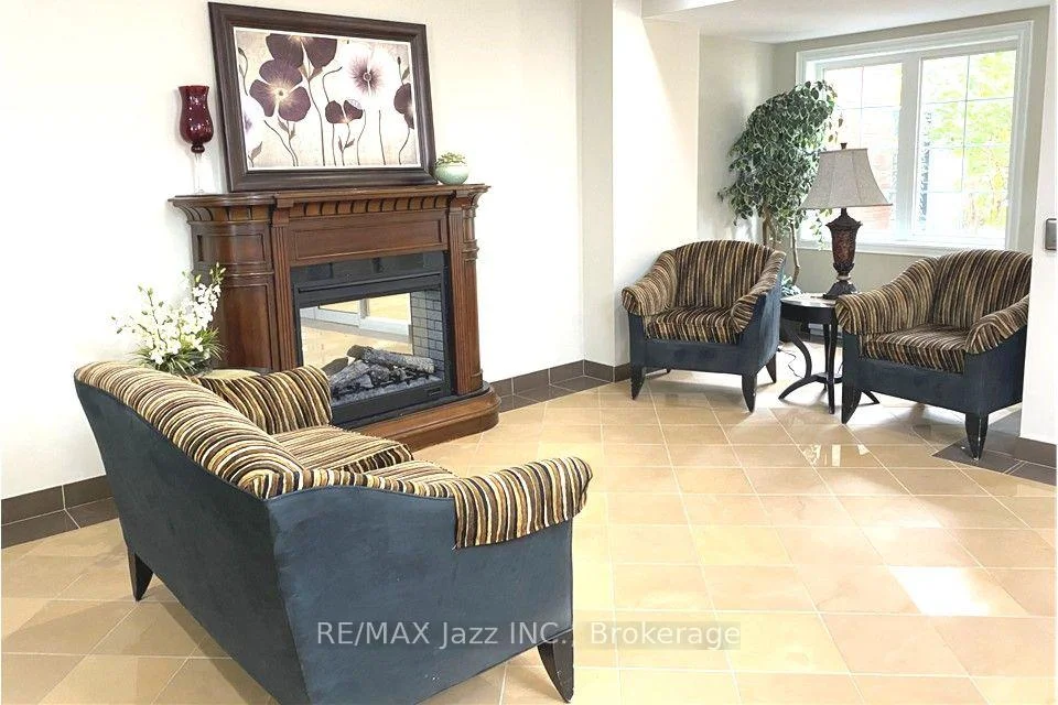 Photo 6 of Unit 102, 61 Clarington Boulevard, Clarington, Bowmanville — HOMEH