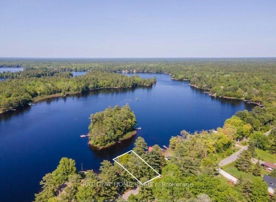 Photo 3 of 1190 South Morrison Lake Road, Gravenhurst, Wood (Gravenhurst) — HOMEH