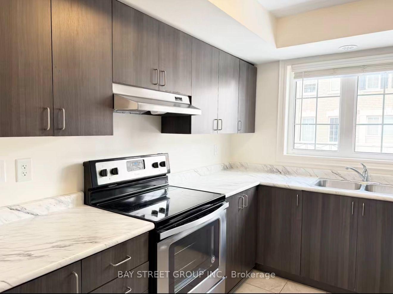 Photo 5 of Unit 480, 2283 CHEVRON PRINCE PATH Chevron Prince Path, Oshawa, Windfields — HOMEH