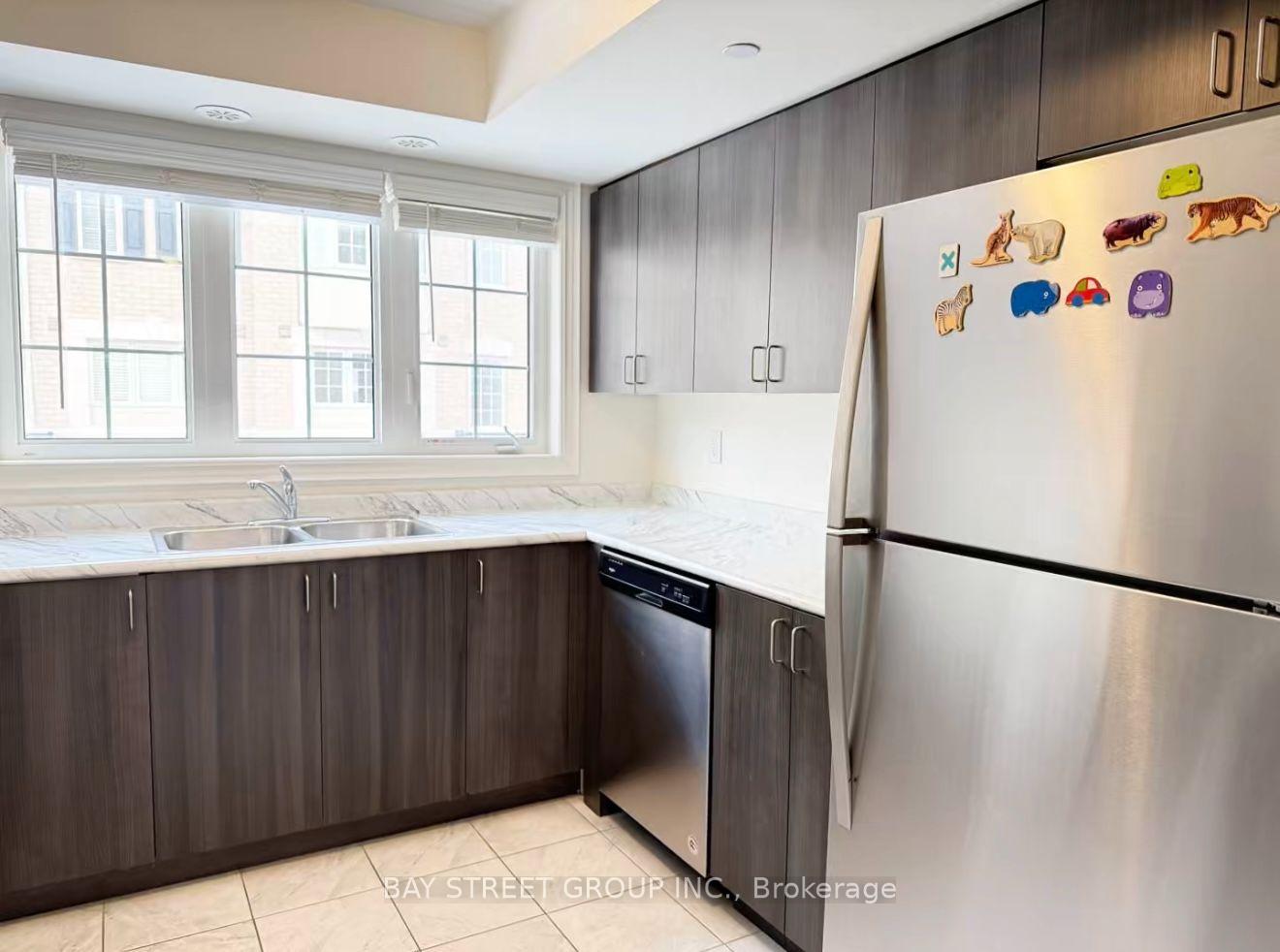 Photo 6 of Unit 480, 2283 CHEVRON PRINCE PATH Chevron Prince Path, Oshawa, Windfields — HOMEH