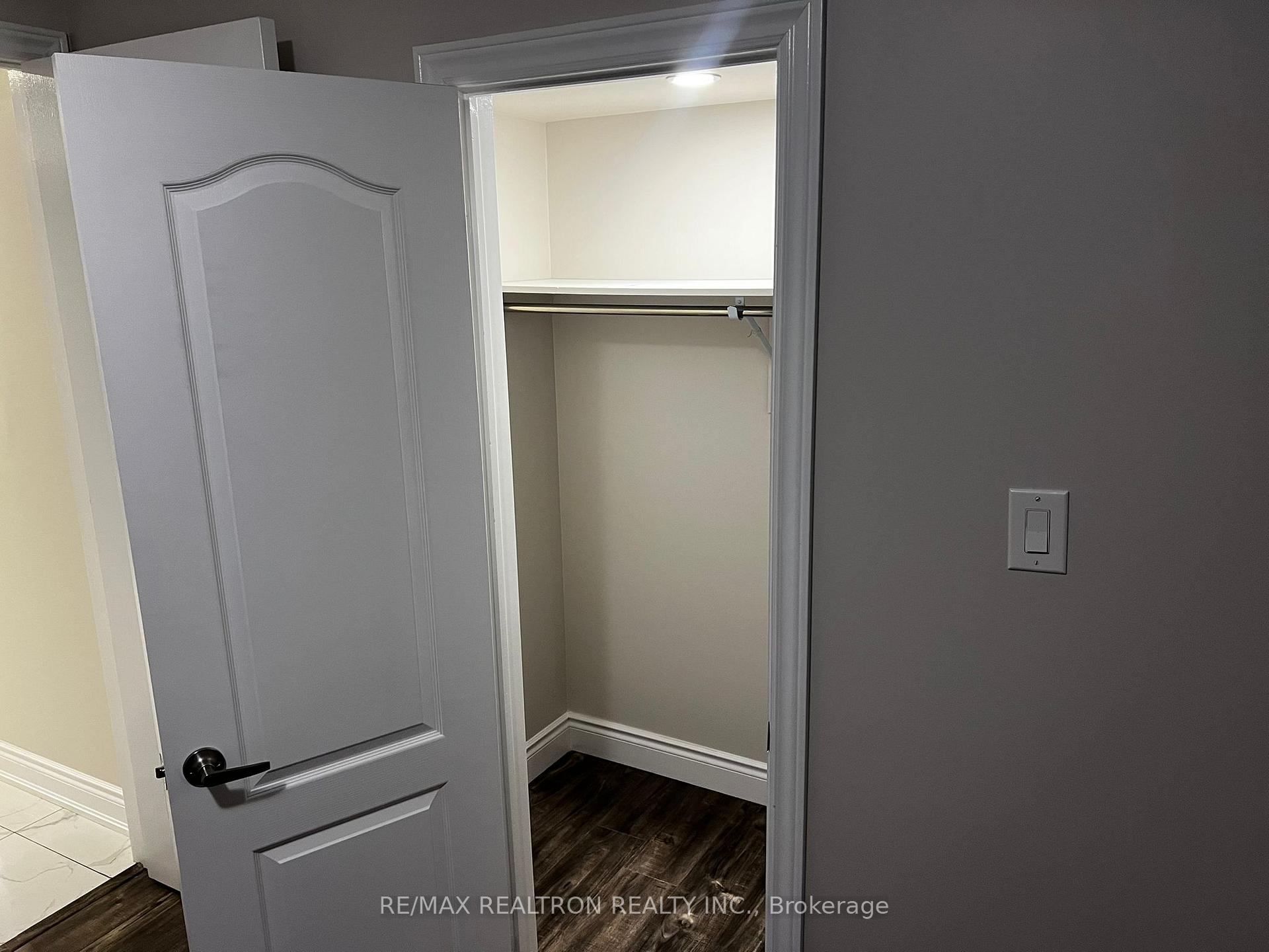 Photo 3 of Unit Basement, 34 Haywood Drive, Brampton, Credit Valley — HOMEH