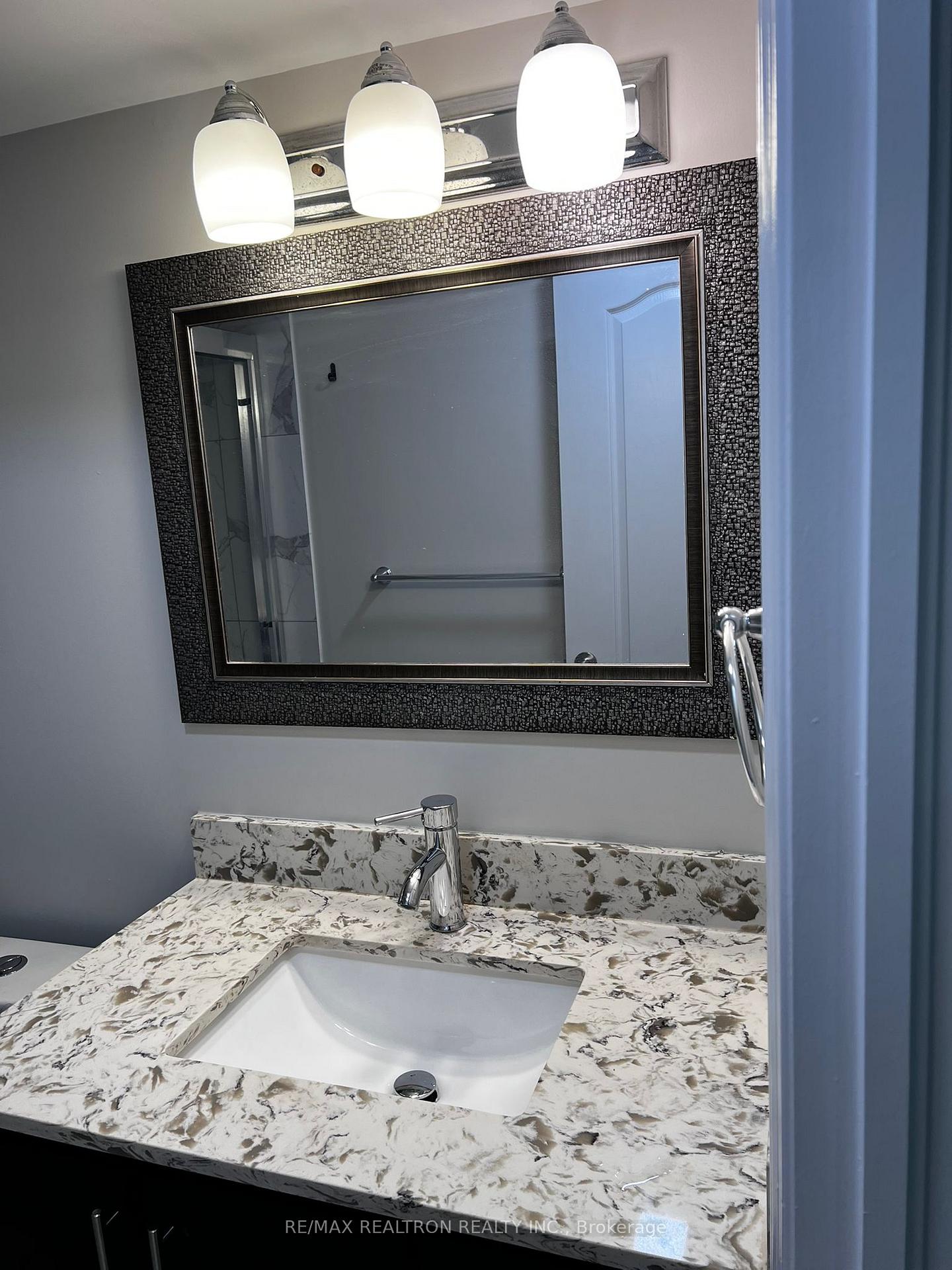 Photo 11 of Unit Basement, 34 Haywood Drive, Brampton, Credit Valley — HOMEH