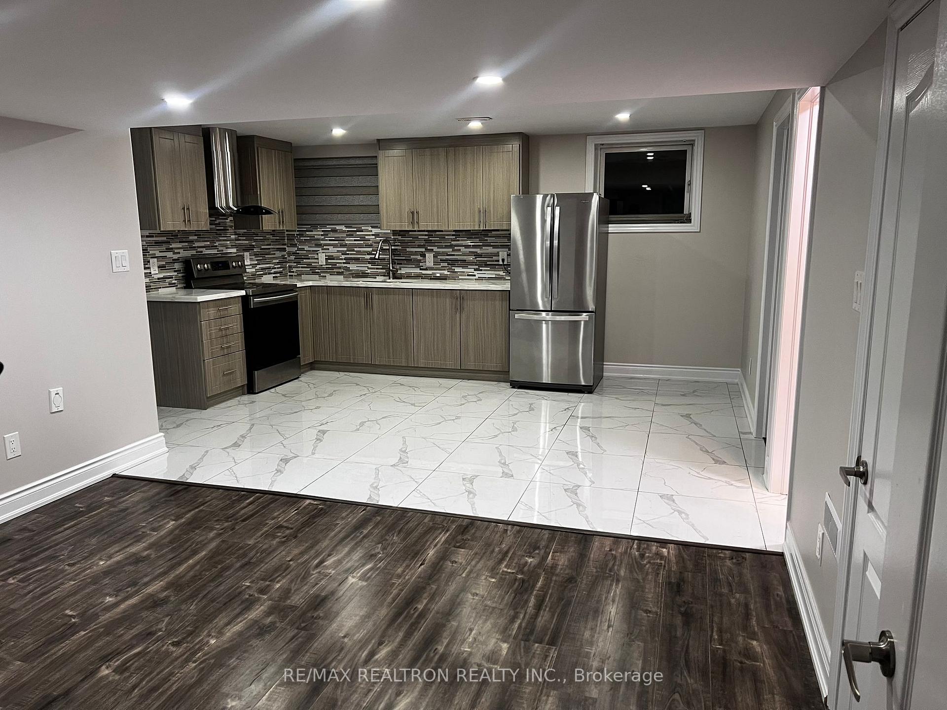 Photo 12 of Unit Basement, 34 Haywood Drive, Brampton, Credit Valley — HOMEH