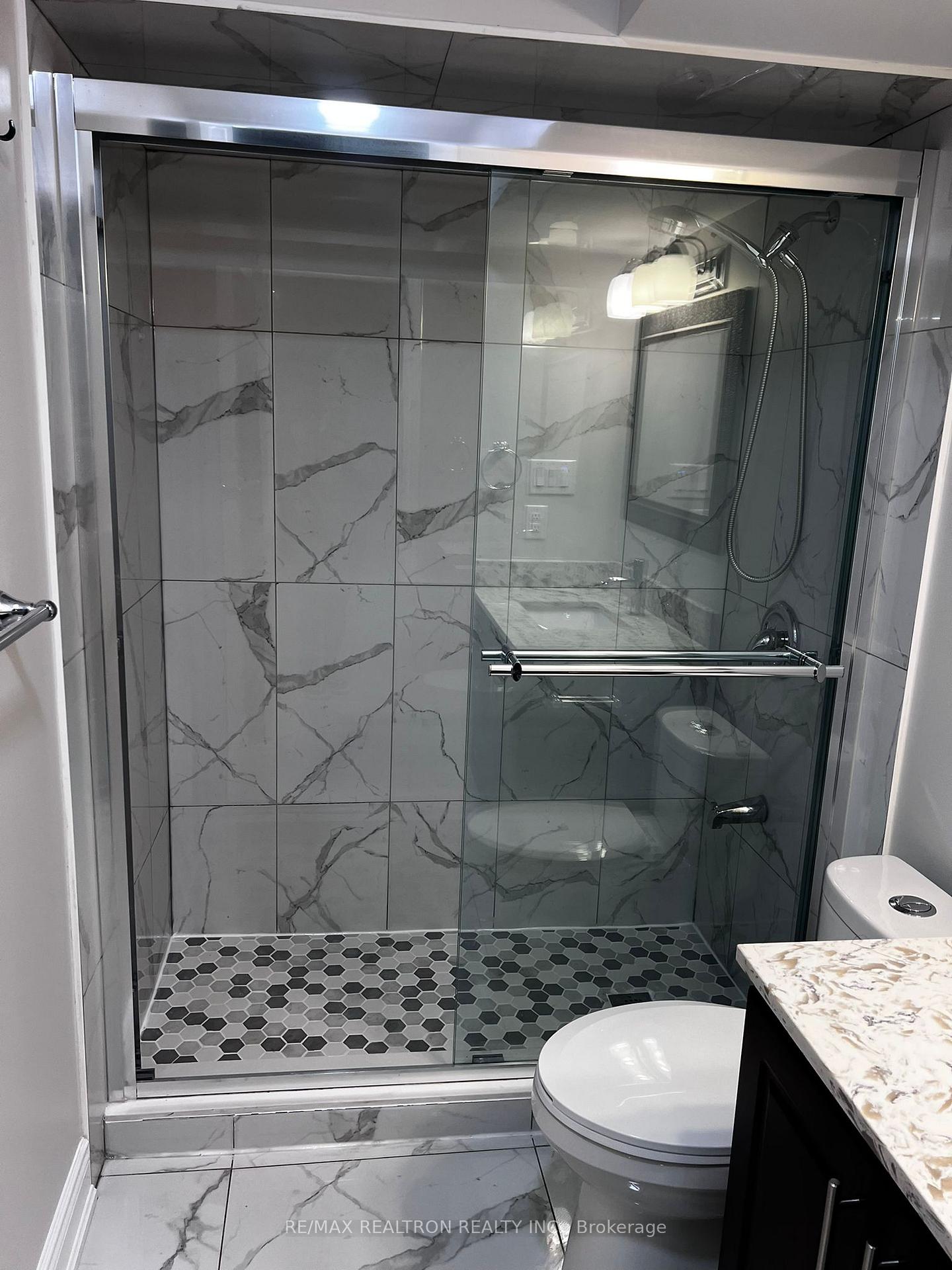 Photo 15 of Unit Basement, 34 Haywood Drive, Brampton, Credit Valley — HOMEH