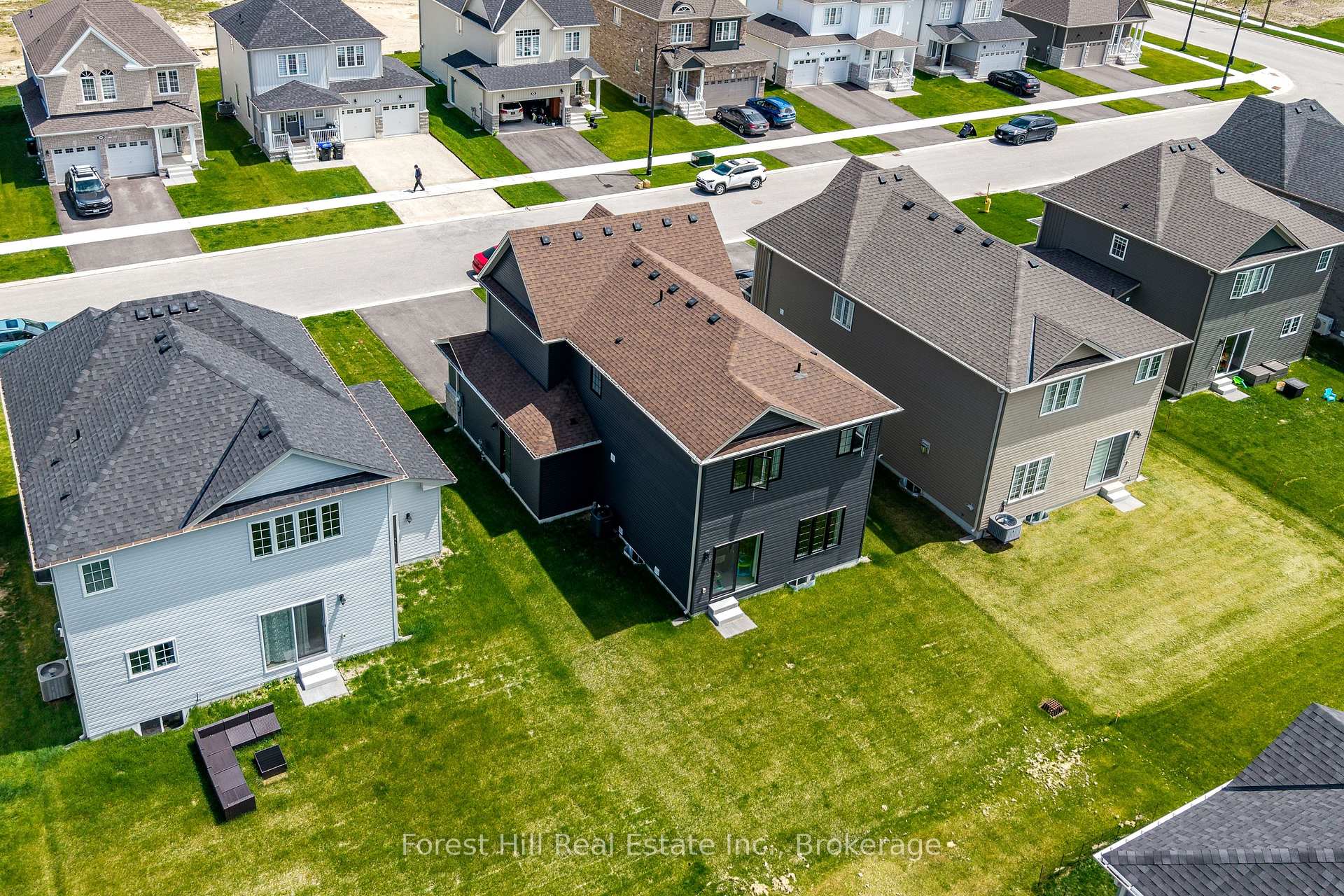 Photo 28 of 281 Springfield Crescent, Clearview, Stayner — HOMEH