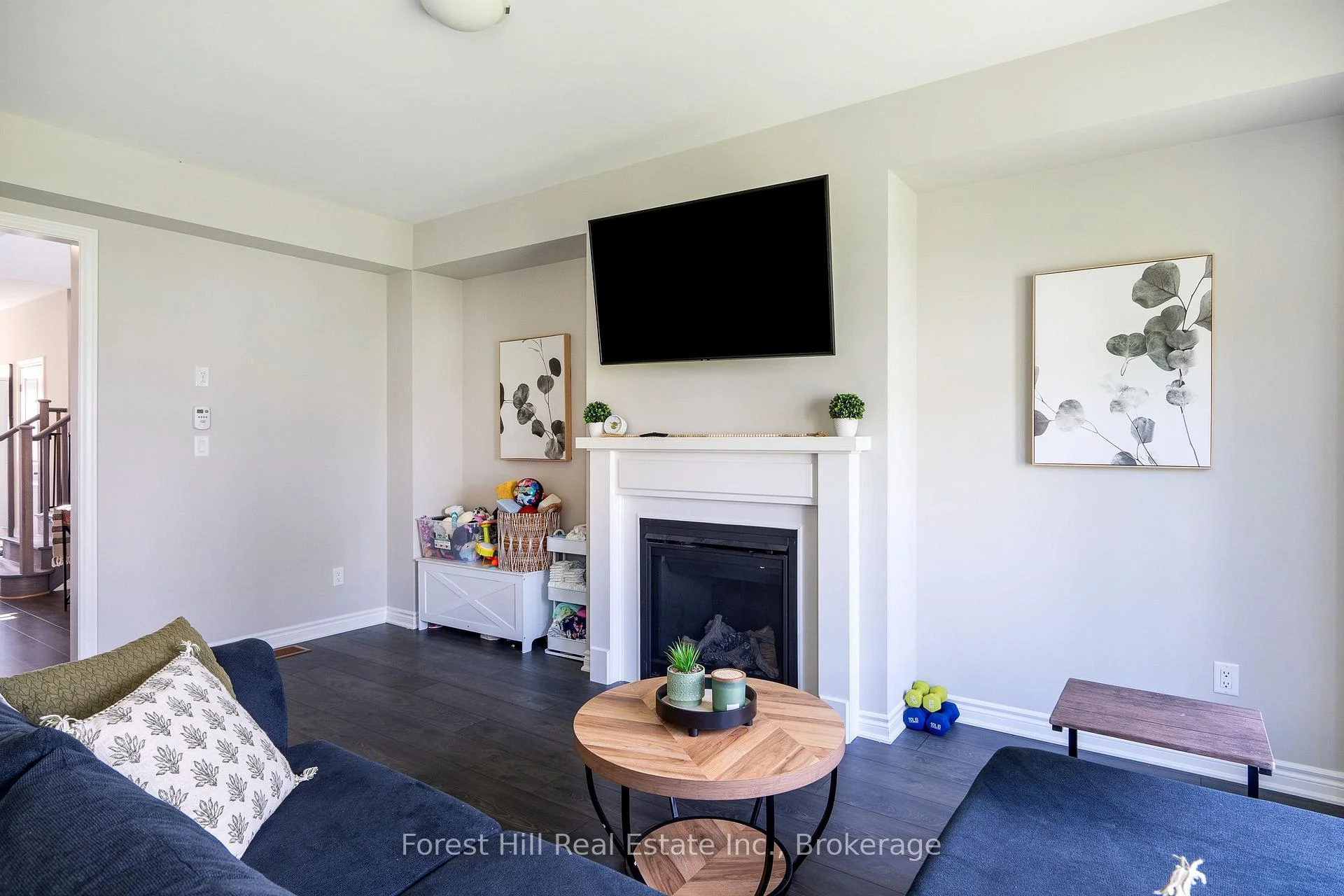 Photo 8 of 281 Springfield Crescent, Clearview, Stayner — HOMEH