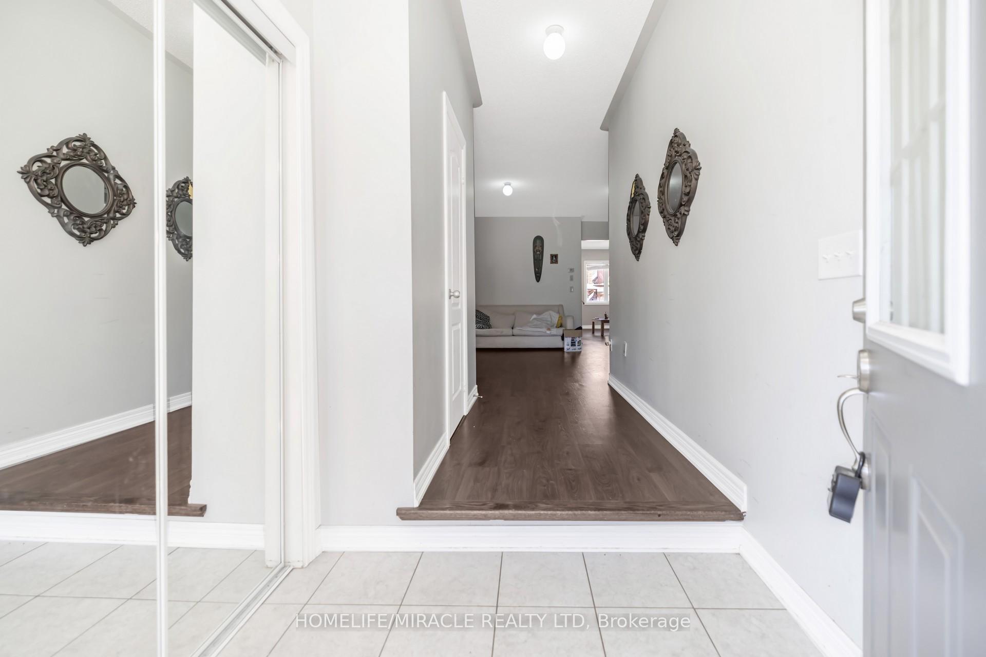 Photo 4 of 26 Altura Way, Brampton, Bram East — HOMEH
