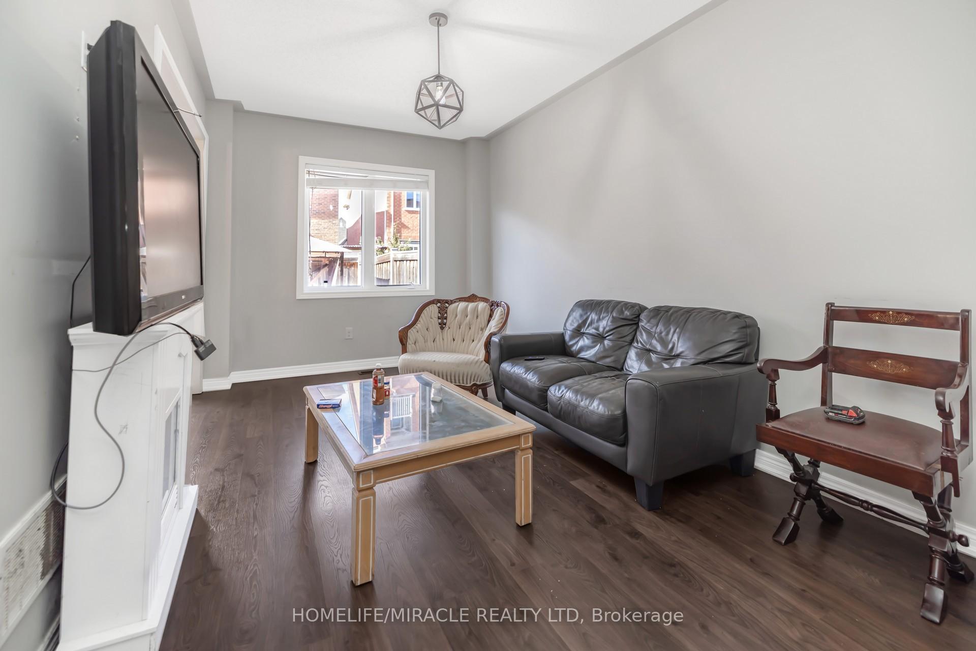 Photo 9 of 26 Altura Way, Brampton, Bram East — HOMEH