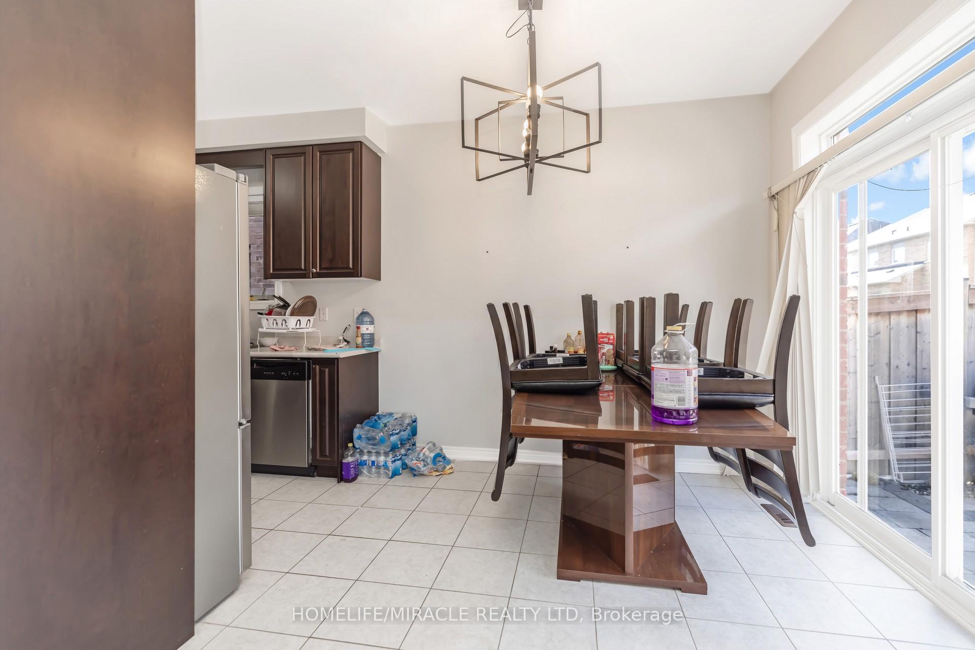 Photo 11 of 26 Altura Way, Brampton, Bram East — HOMEH