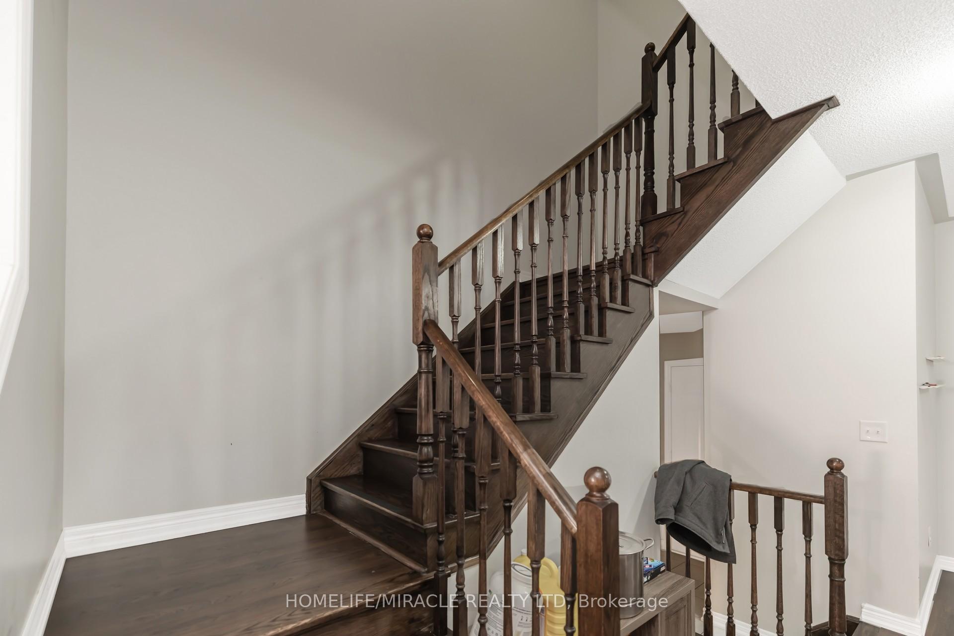 Photo 16 of 26 Altura Way, Brampton, Bram East — HOMEH