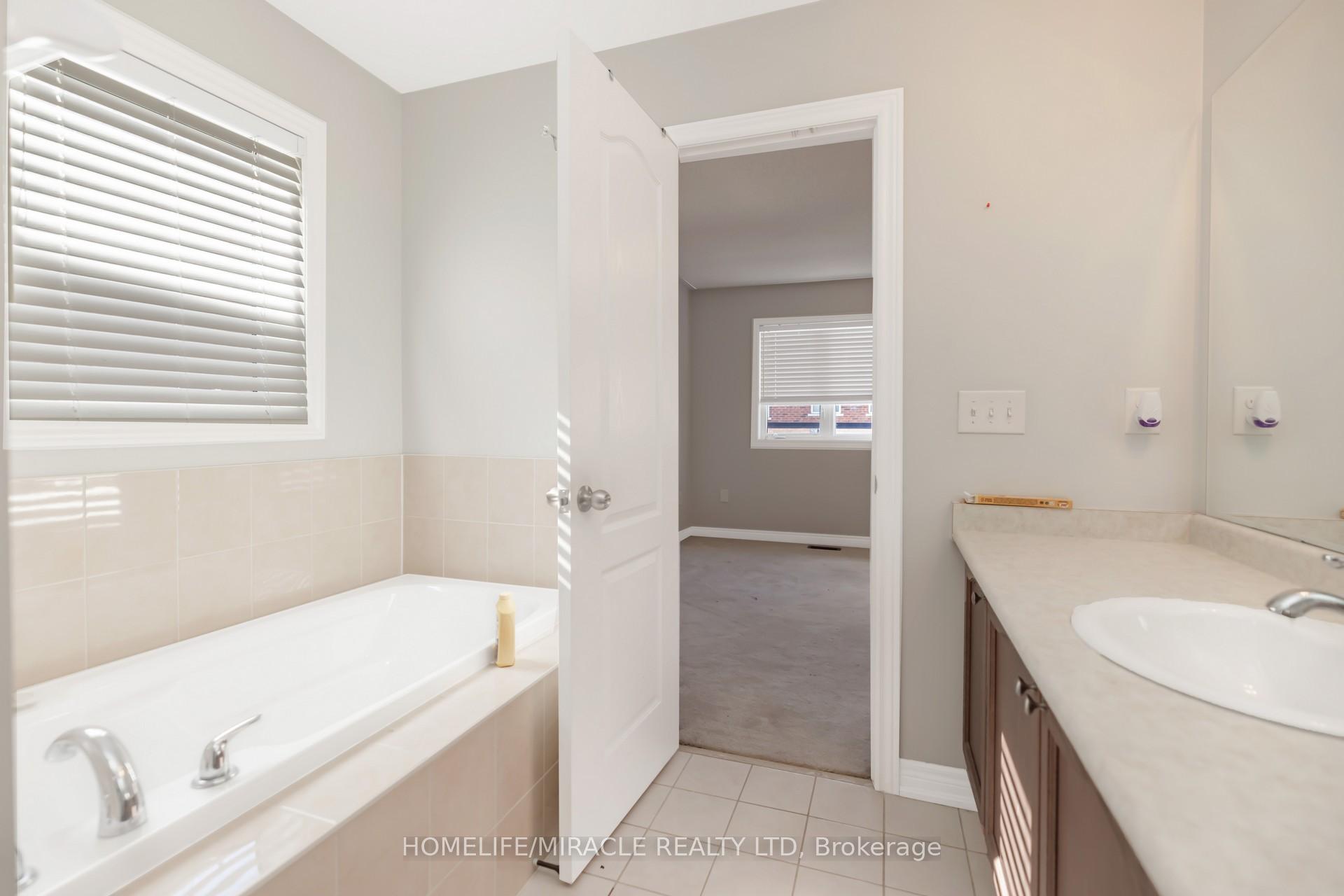 Photo 32 of 26 Altura Way, Brampton, Bram East — HOMEH