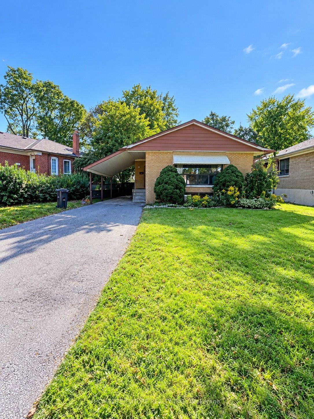 Photo 1 of Unit Main, 21 Mackinac Crescent, Scarborough, Bendale — HOMEH