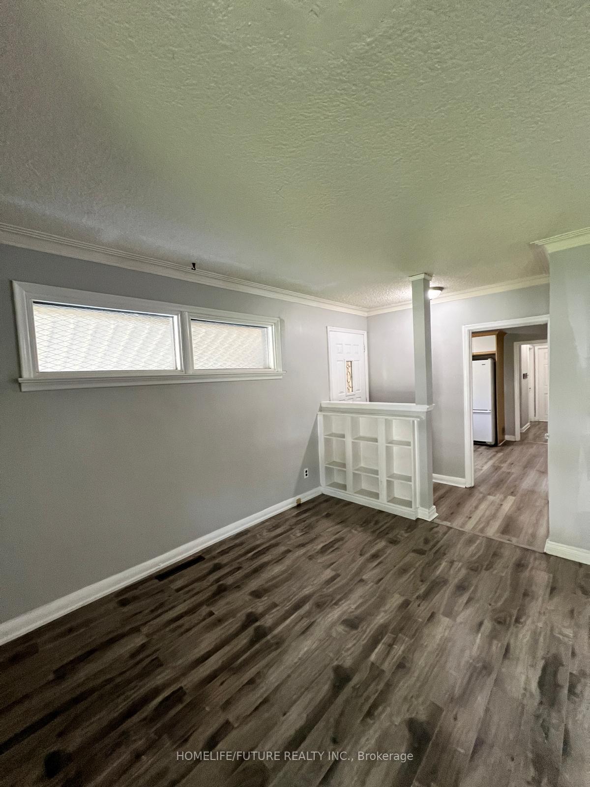 Photo 2 of Unit Main, 21 Mackinac Crescent, Scarborough, Bendale — HOMEH