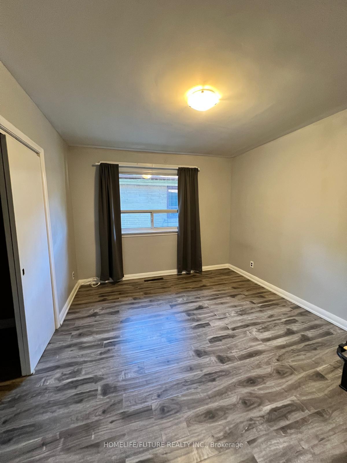 Photo 6 of Unit Main, 21 Mackinac Crescent, Scarborough, Bendale — HOMEH
