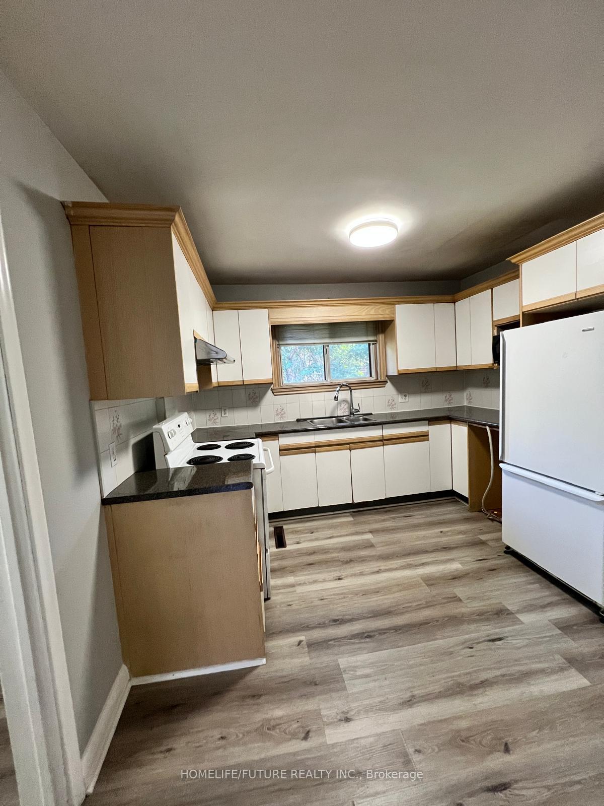 Photo 11 of Unit Main, 21 Mackinac Crescent, Scarborough, Bendale — HOMEH