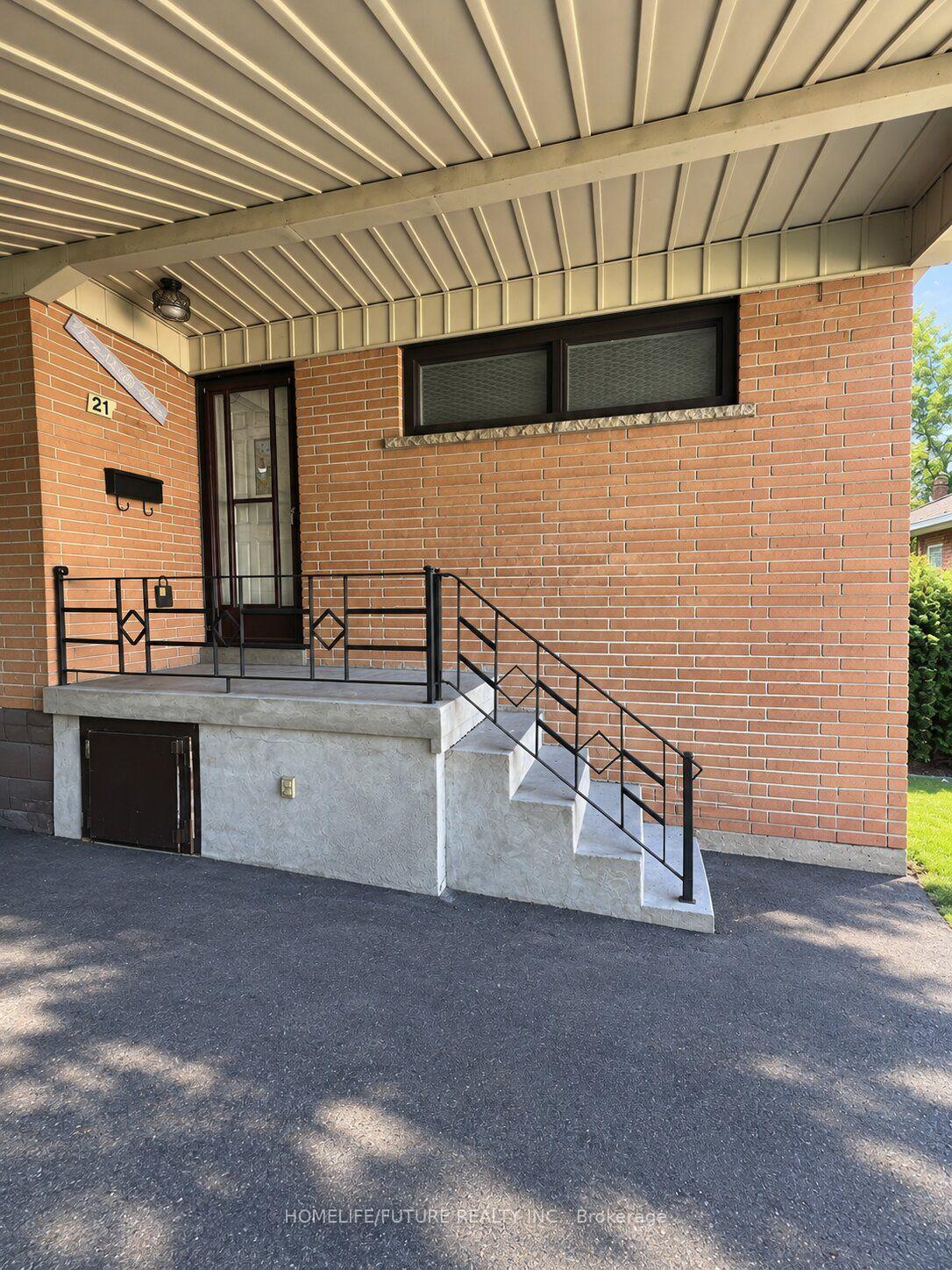 Photo 13 of Unit Main, 21 Mackinac Crescent, Scarborough, Bendale — HOMEH