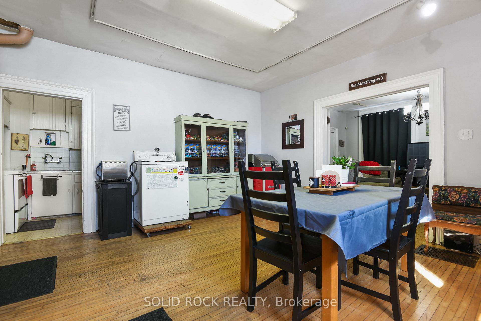 Photo 10 of 28 Wilson Street W, Perth, Perth — HOMEH