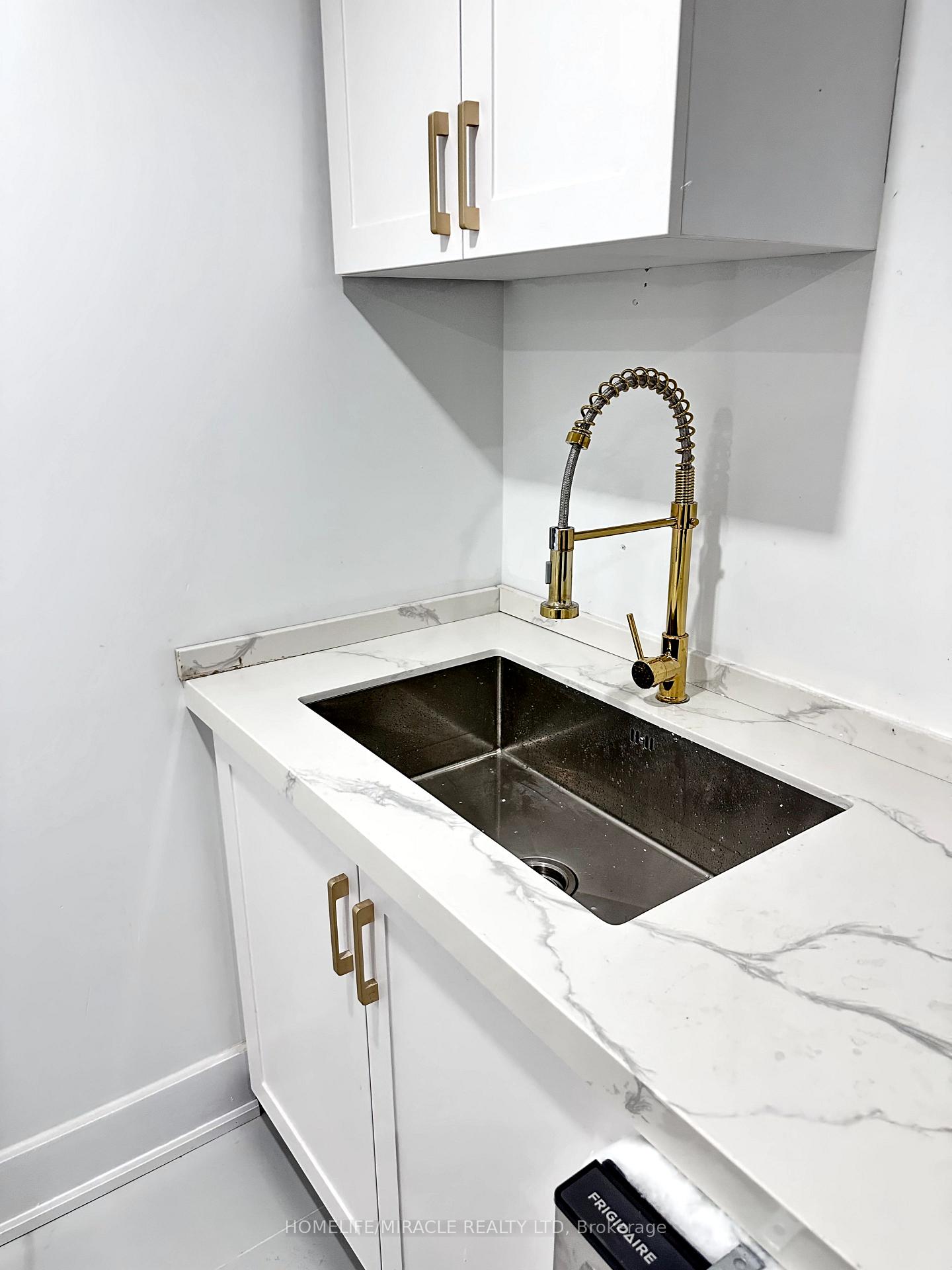 Photo 4 of Unit Bsmt, 50 Baycliffe Drive, Whitby, Williamsburg — HOMEH