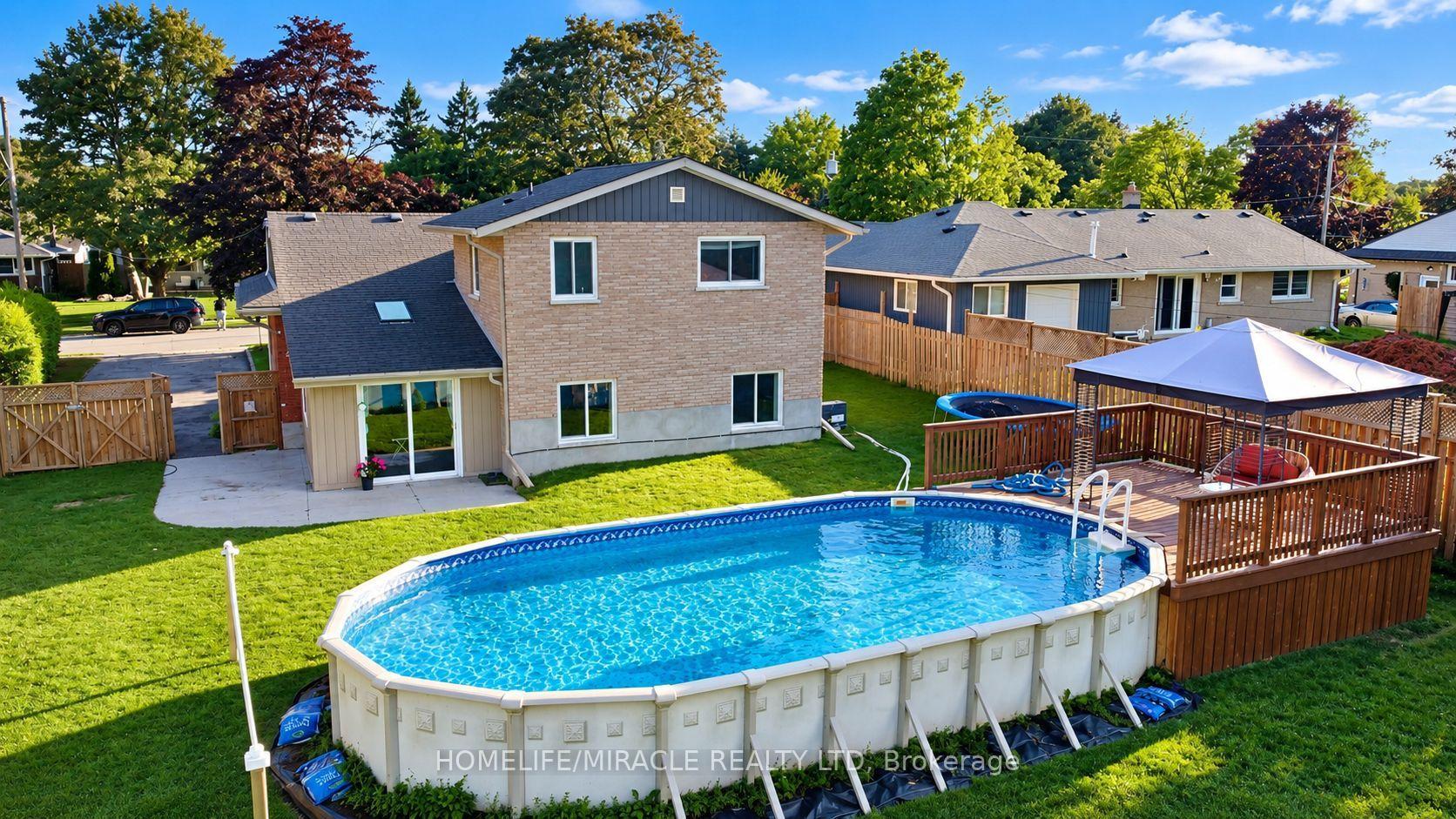 Photo 5 of 18 Clearview Drive, Cambridge, Blair Road — HOMEH