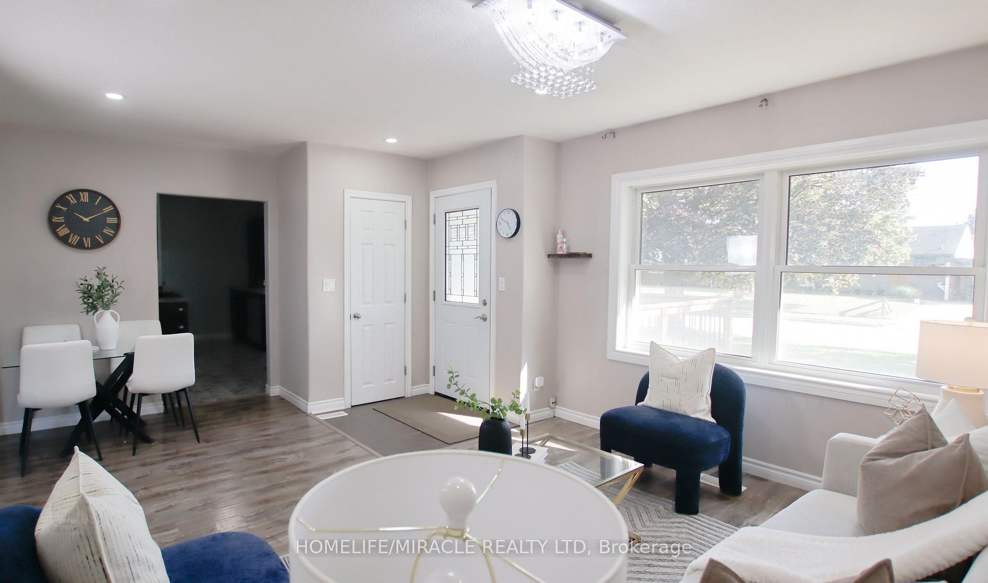 Photo 8 of 18 Clearview Drive, Cambridge, Blair Road — HOMEH