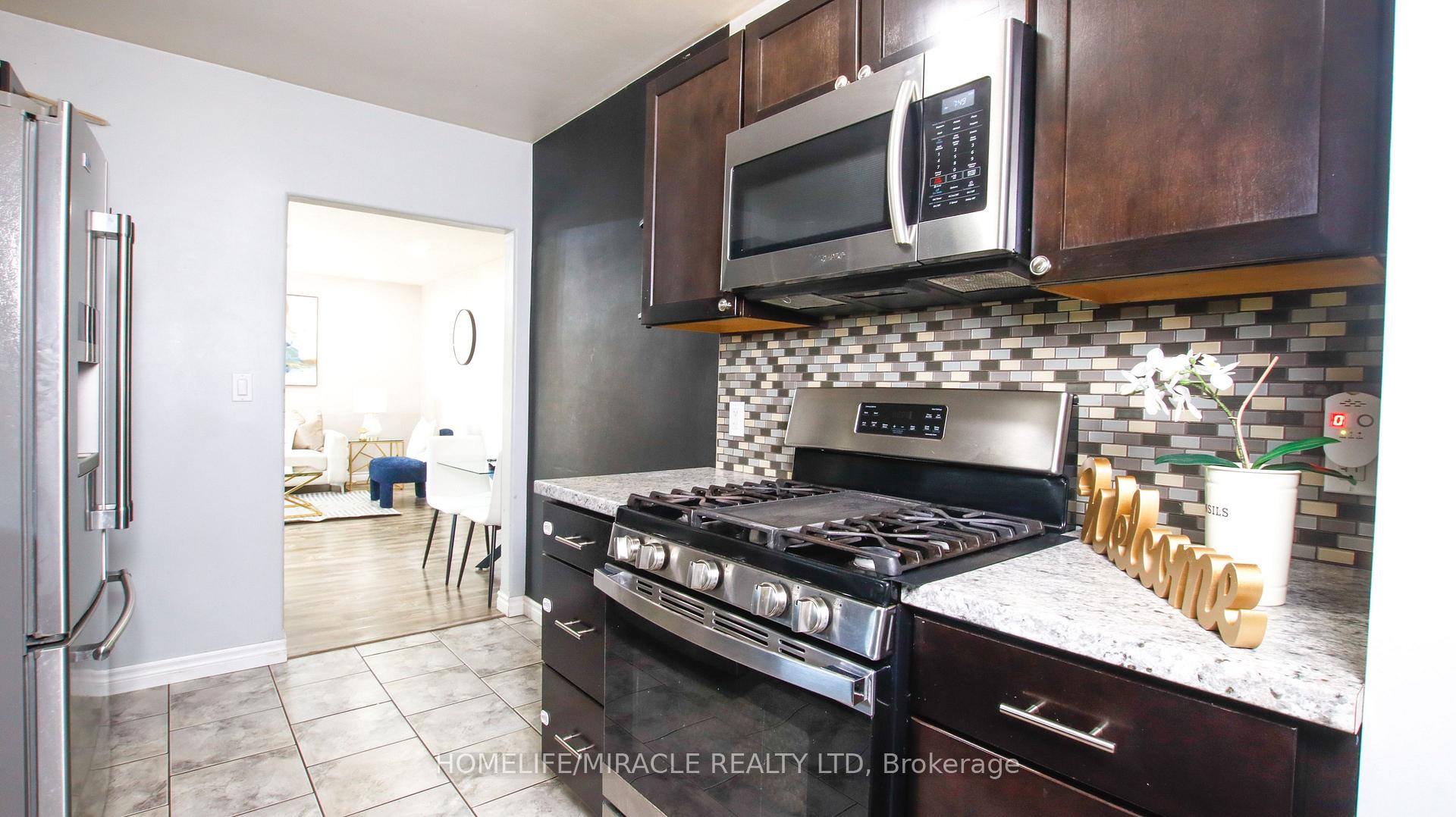 Photo 11 of 18 Clearview Drive, Cambridge, Blair Road — HOMEH