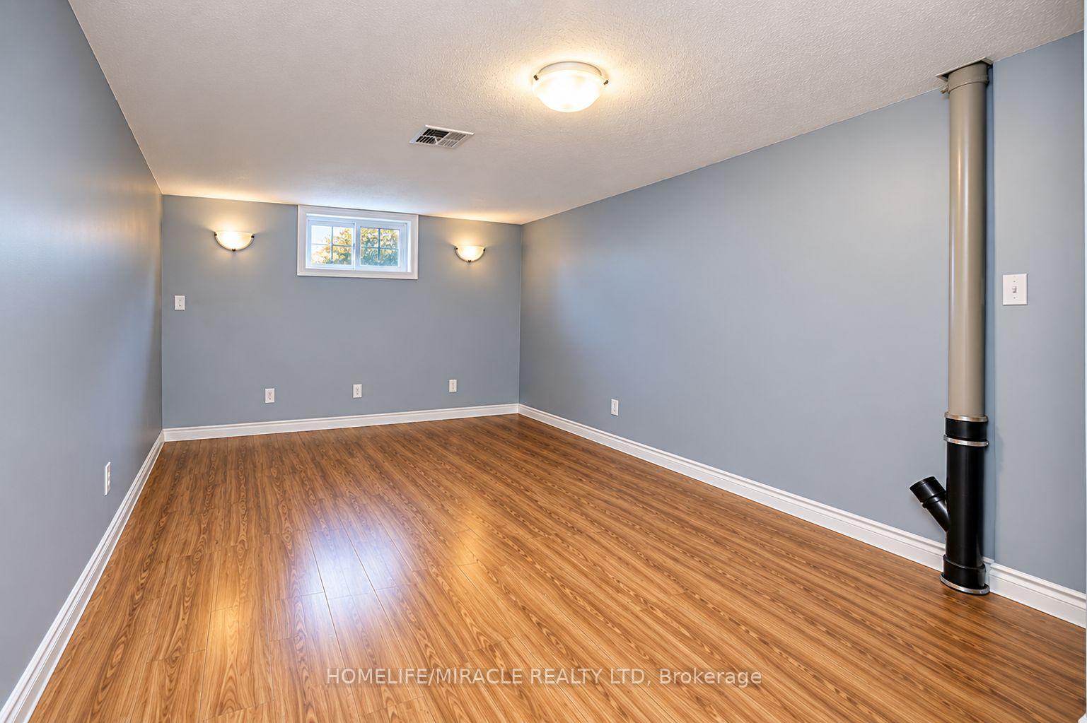 Photo 39 of 18 Clearview Drive, Cambridge, Blair Road — HOMEH