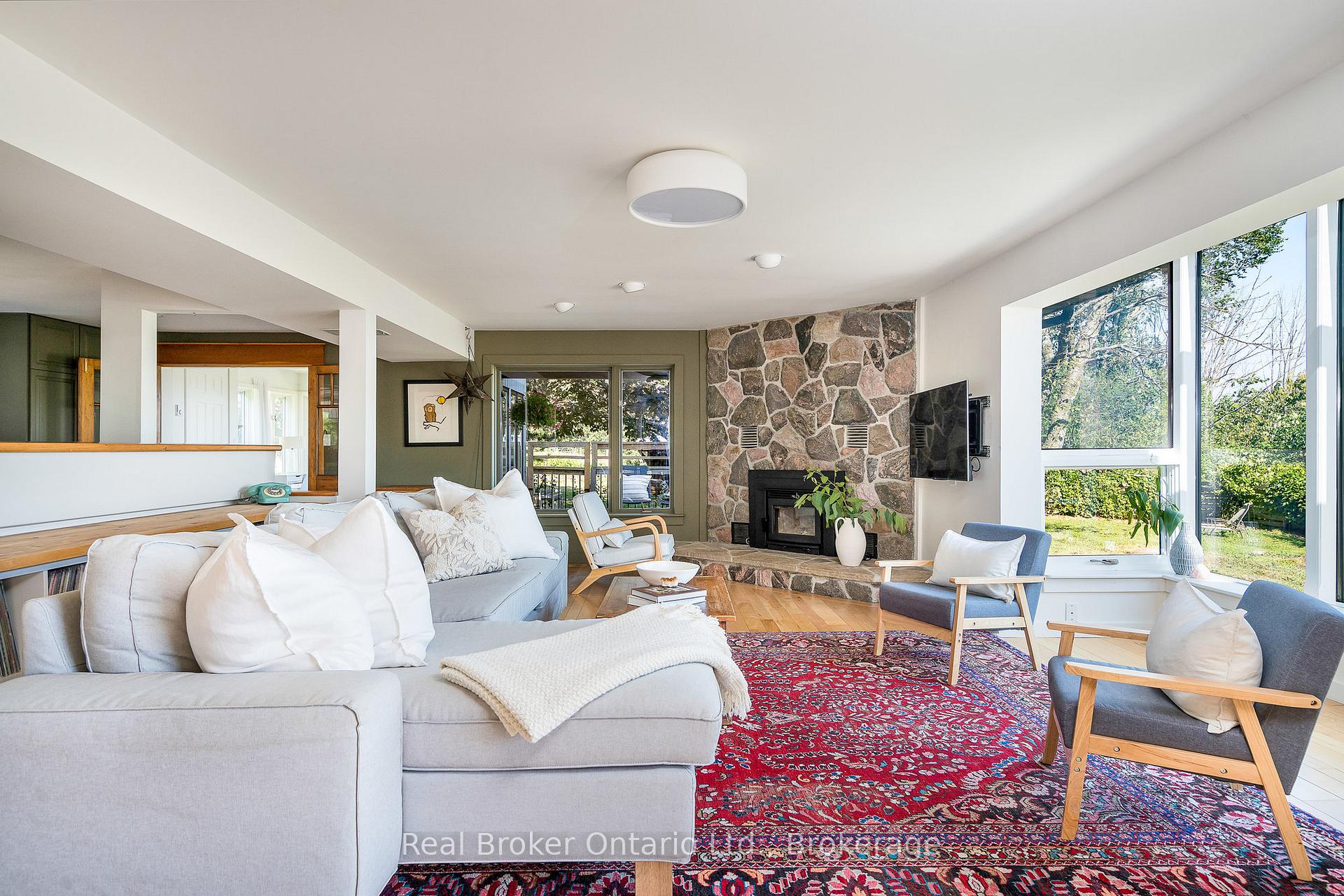 Photo 19 of 46447 Old Mail Road, Meaford — HOMEH