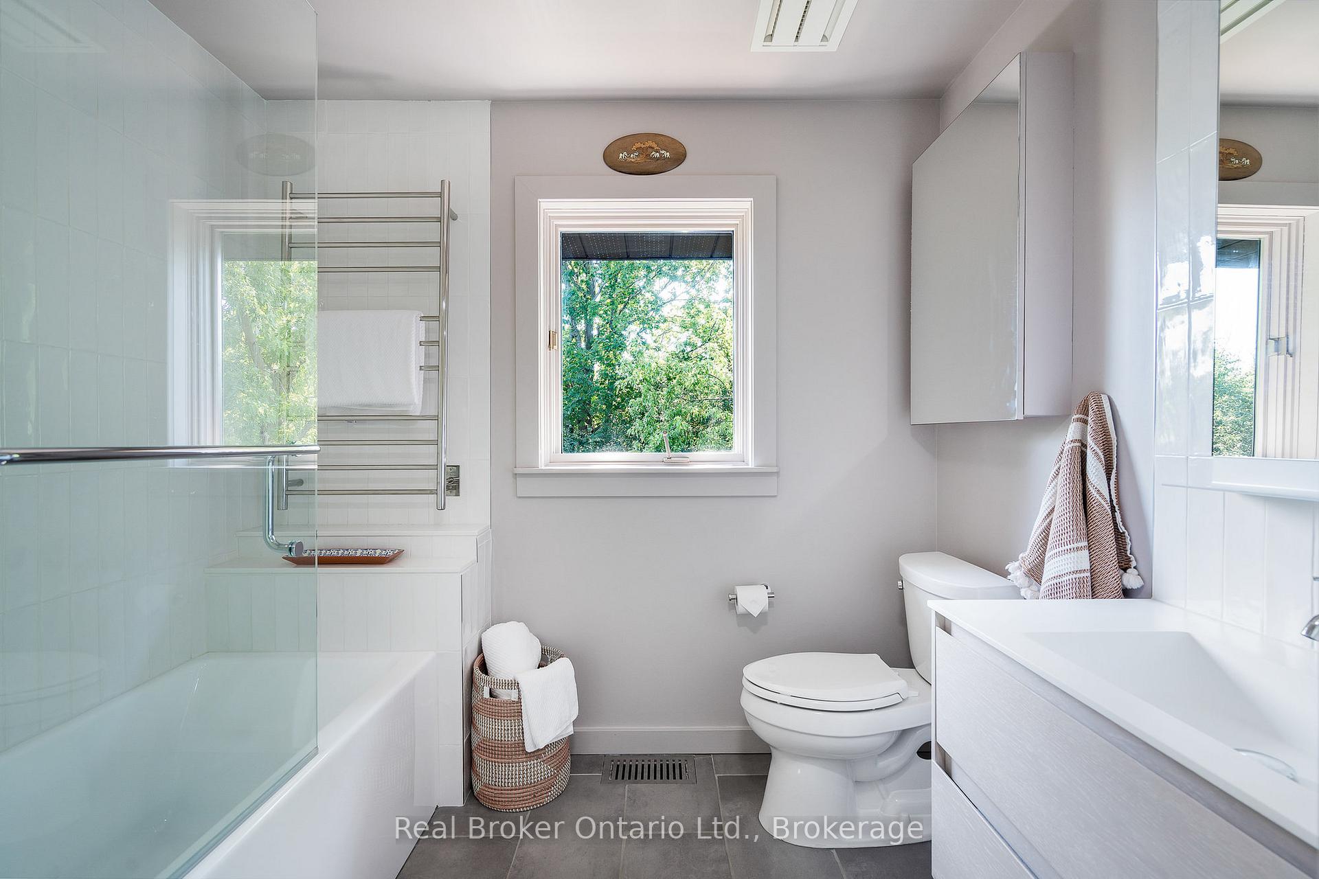 Photo 36 of 46447 Old Mail Road, Meaford — HOMEH