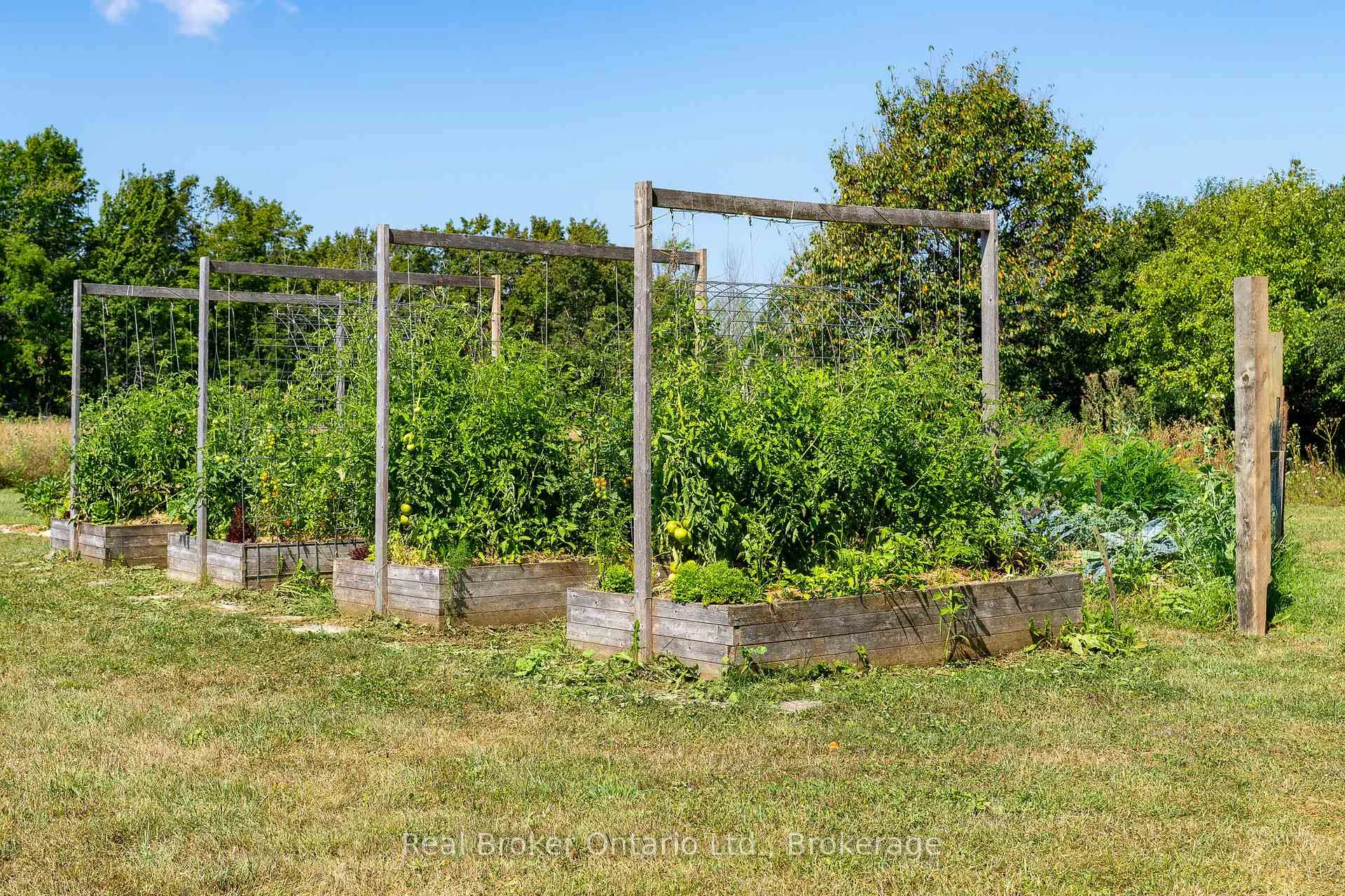 Photo 45 of 46447 Old Mail Road, Meaford — HOMEH