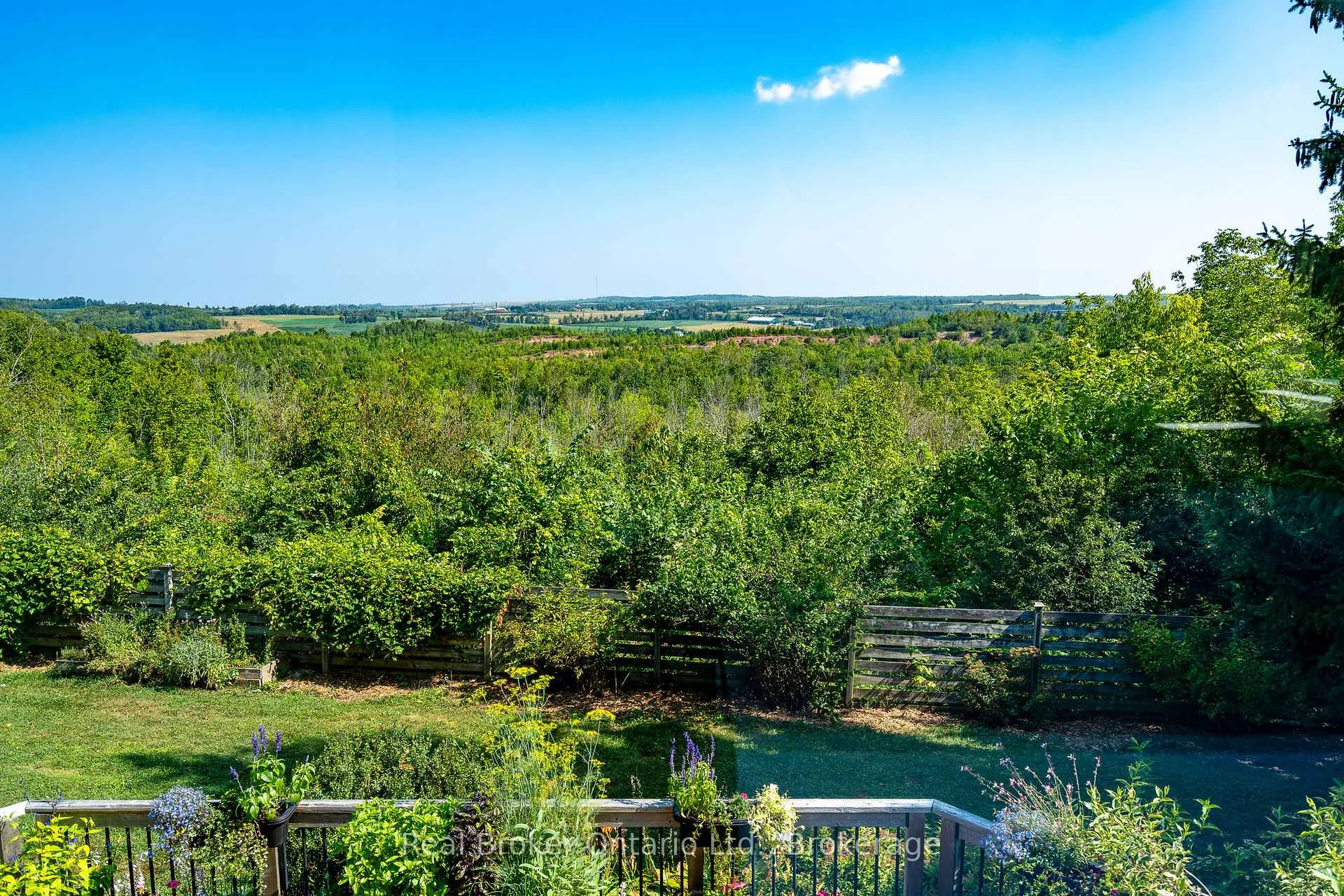 Photo 56 of 46447 Old Mail Road, Meaford — HOMEH