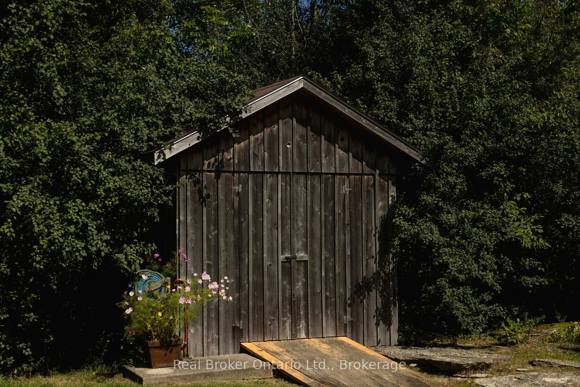 Photo 67 of 46447 Old Mail Road, Meaford — HOMEH