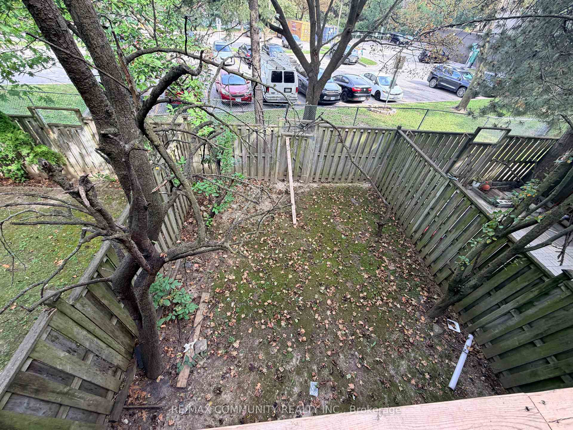 Photo 3 of Unit 3, 101 Dundalk Drive, Scarborough, Dorset Park — HOMEH