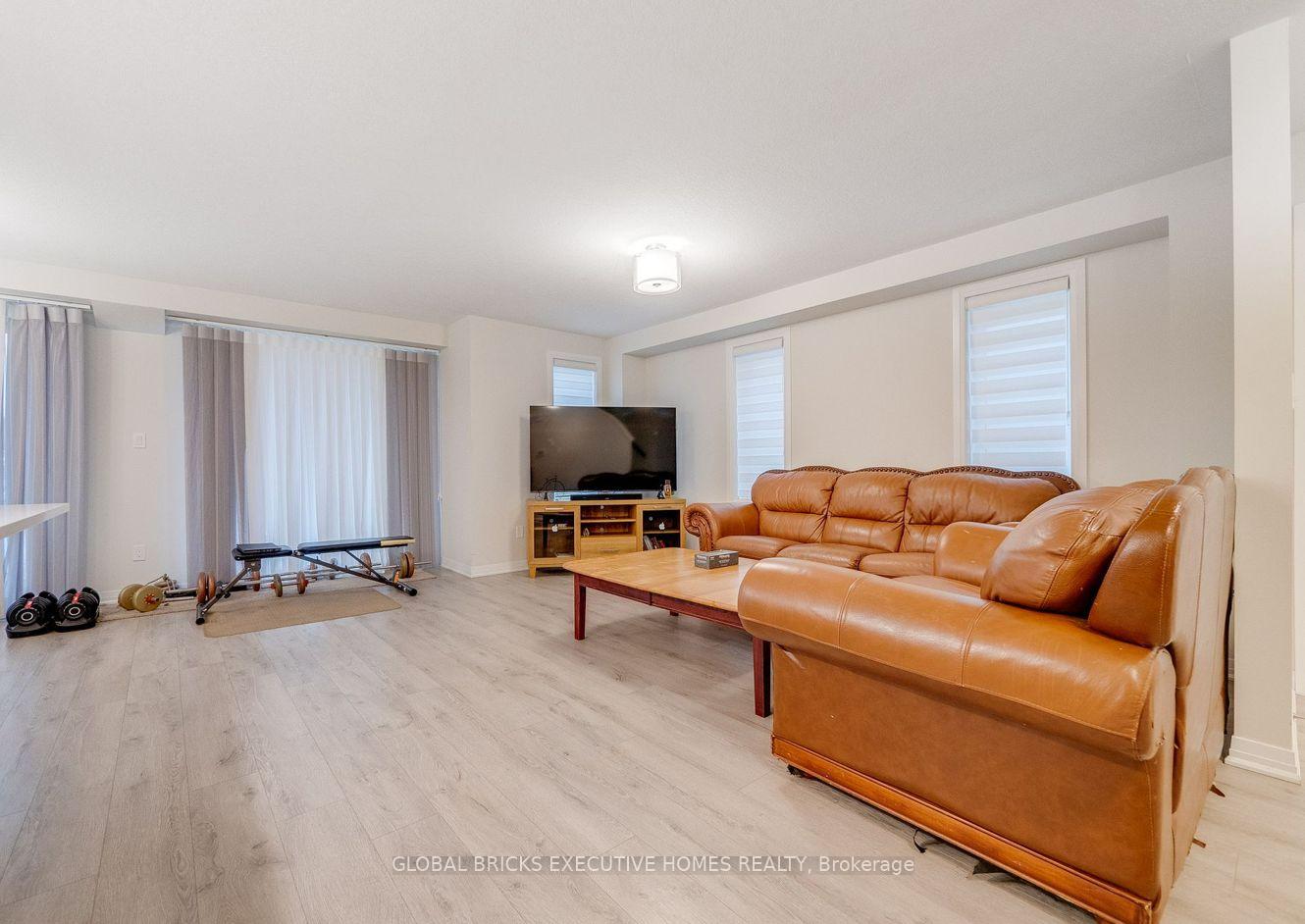 Photo 89 of 94 Progress Crescent, Kitchener, Trussler — HOMEH